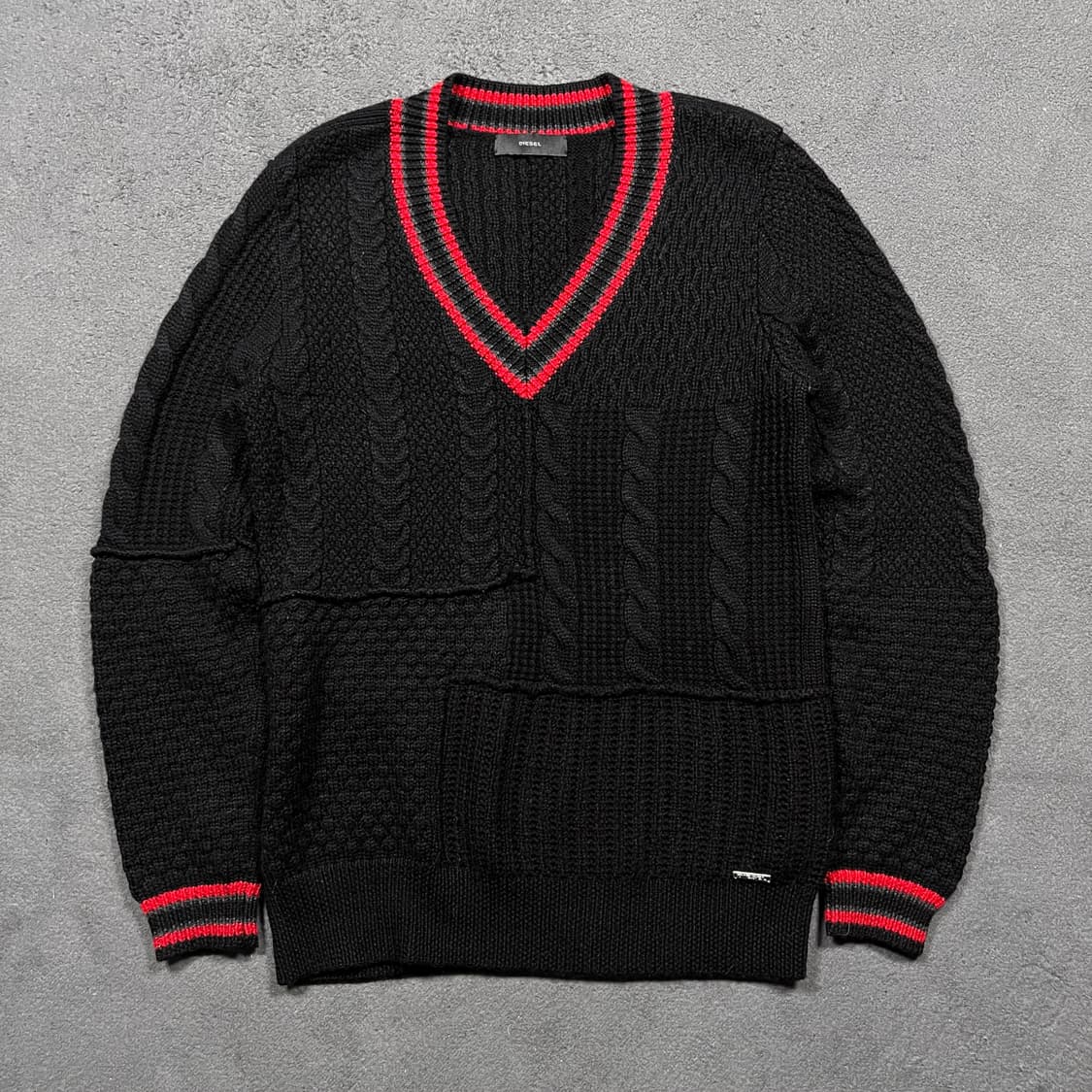 Diesel 디젤 패턴 브이넥 니트 상품이미지1