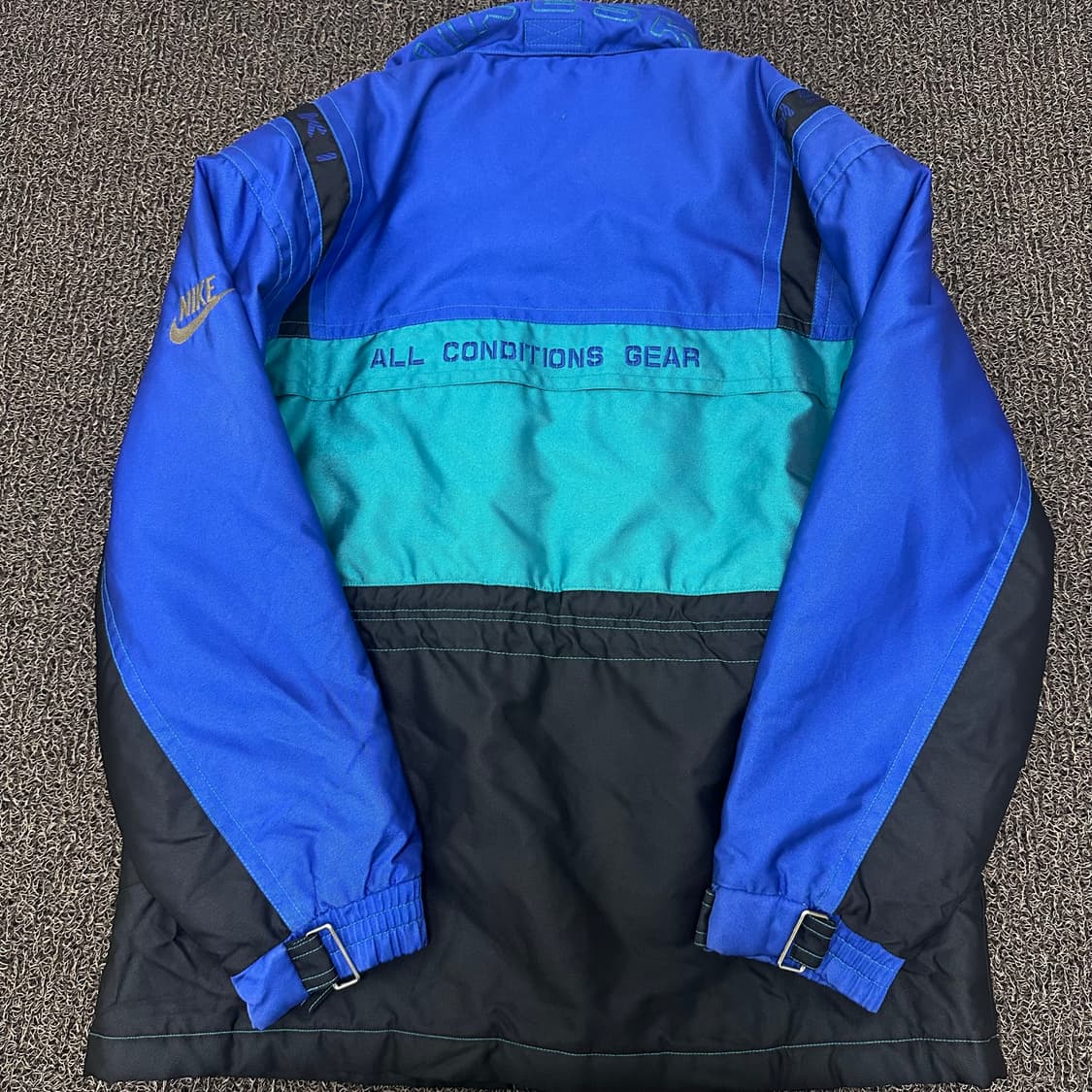 NIKE 나이키 올드스쿨 스키복 점퍼 자켓 100(L) 상품이미지5
