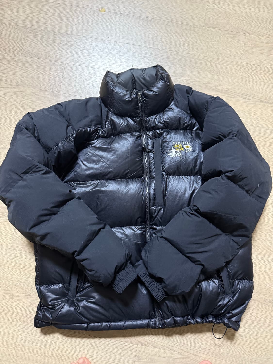 스투시x마운틴 하드웨어 다운 패딩 블랙m 상품이미지1
