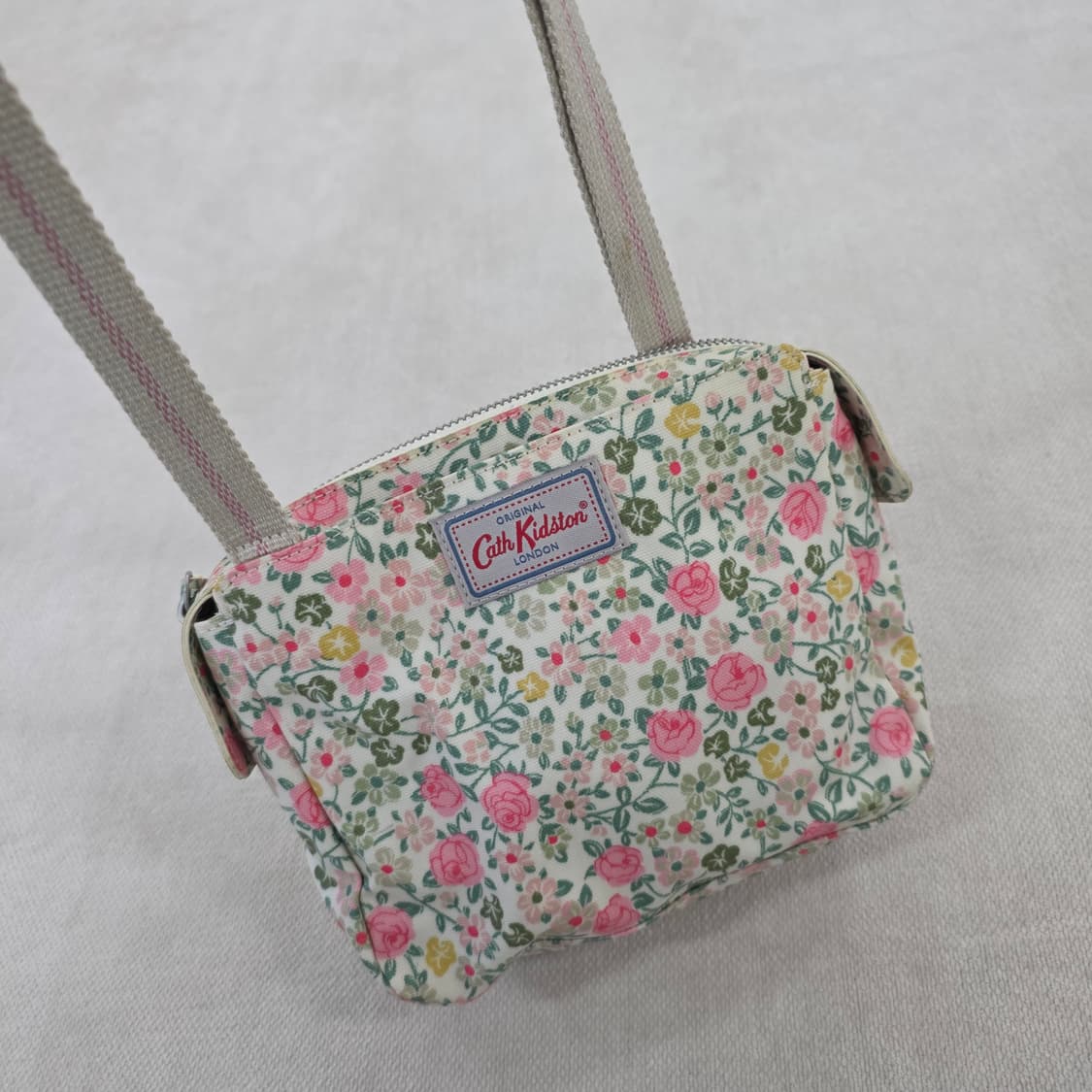 [F] 캐스키드슨 플라워 크로스백 0126J2 상품이미지1