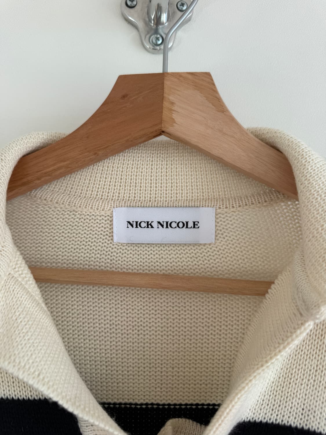 닉 니콜(Nick Nicole) 카라 니트 상품이미지5