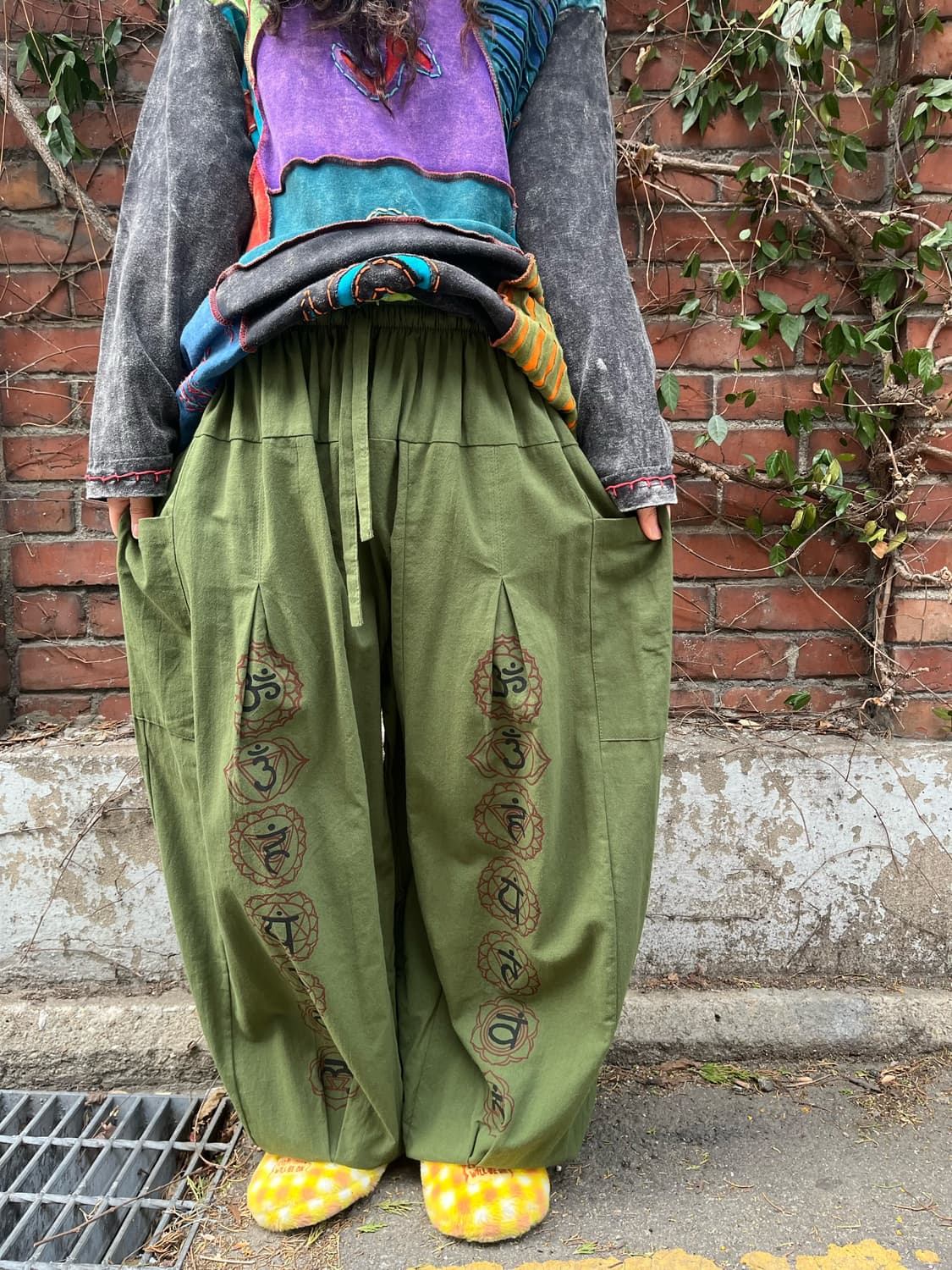 카키 그린 히피 문양 벌룬 팬츠 상품이미지2