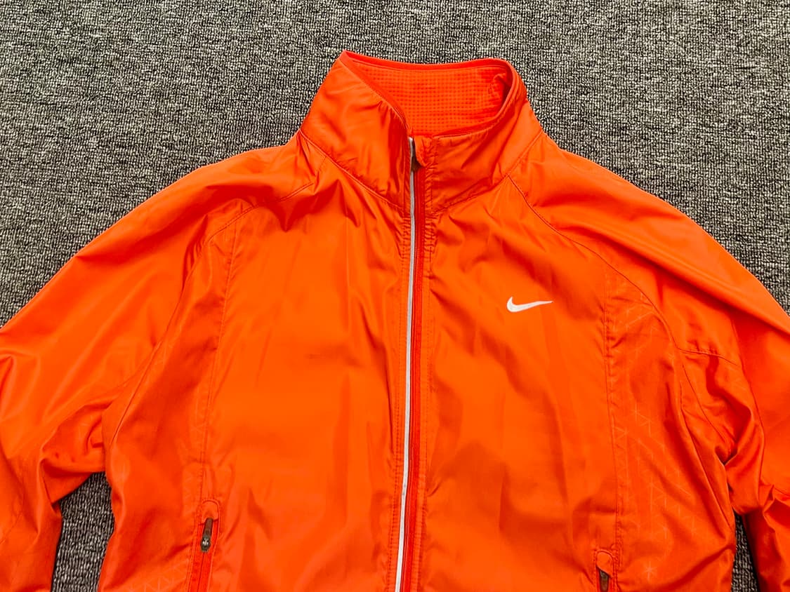 [55~66] 나이키 스톰핏 우먼즈 바람막이 오렌지컬러 L  상품이미지2