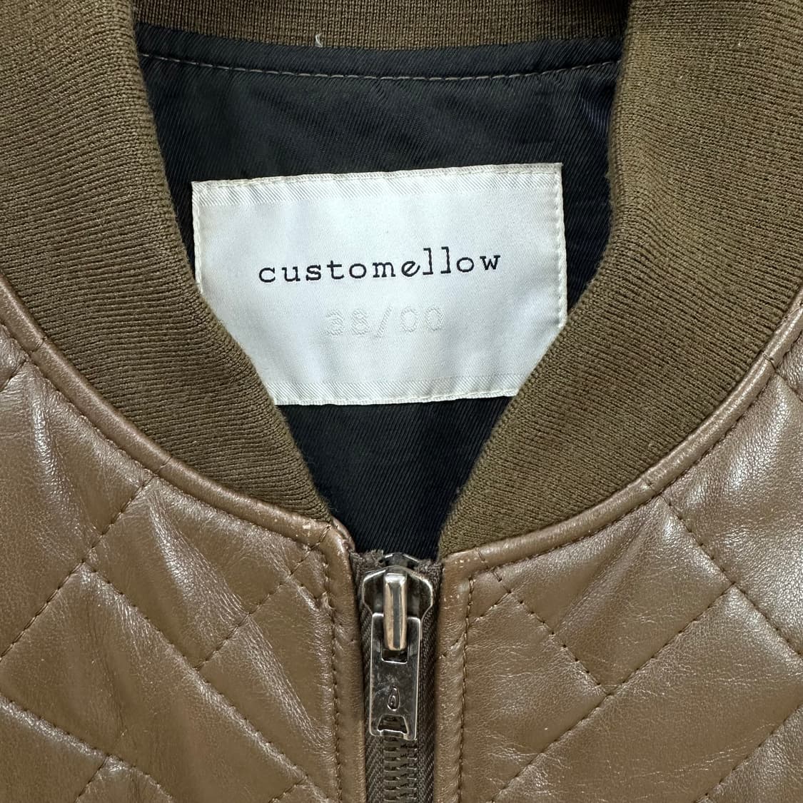 커스텀 멜로우 슬림핏 퀼팅 레더 블루종 100 (실90-95) J20 상품이미지4