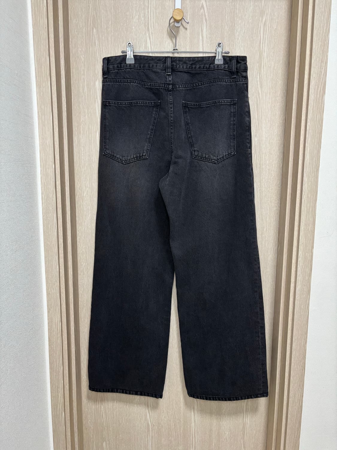 25SS)타임옴므 워시드 와이드 데님팬츠30"/블랙 상품이미지4