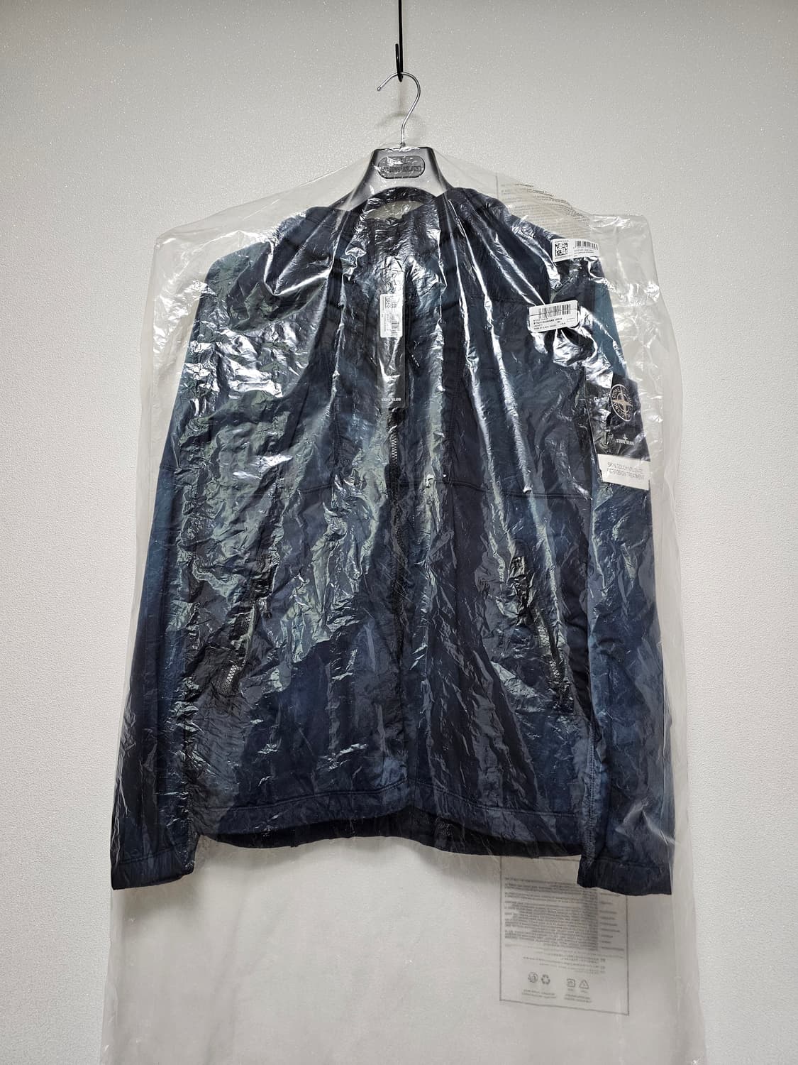 스톤아일랜드 스킨 터치 나일론-TC 코로즌 트리트먼트 후드 자켓(새상품) 상품이미지10