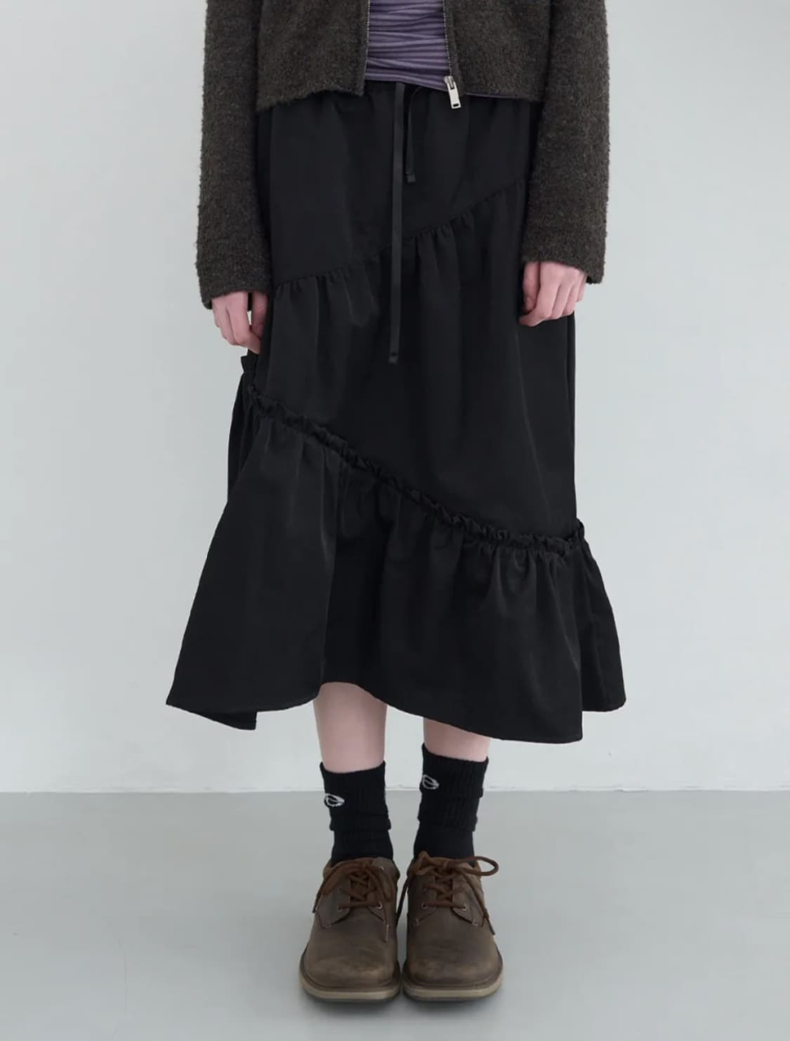 엔조블루스 enzoblues 코튼 셔링 스커트 블랙 상품이미지2