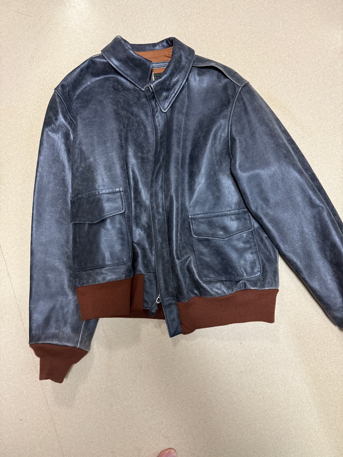 아카펠라클로딩 A-2 자켓 46사이즈 상품이미지1