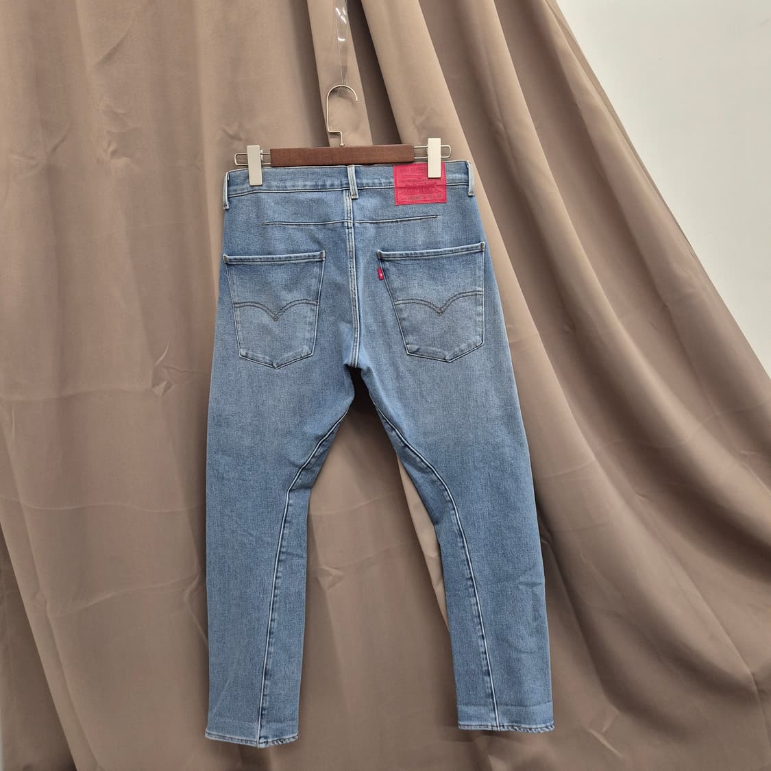 리바이스 502 엔지니어드진 30 상품이미지1