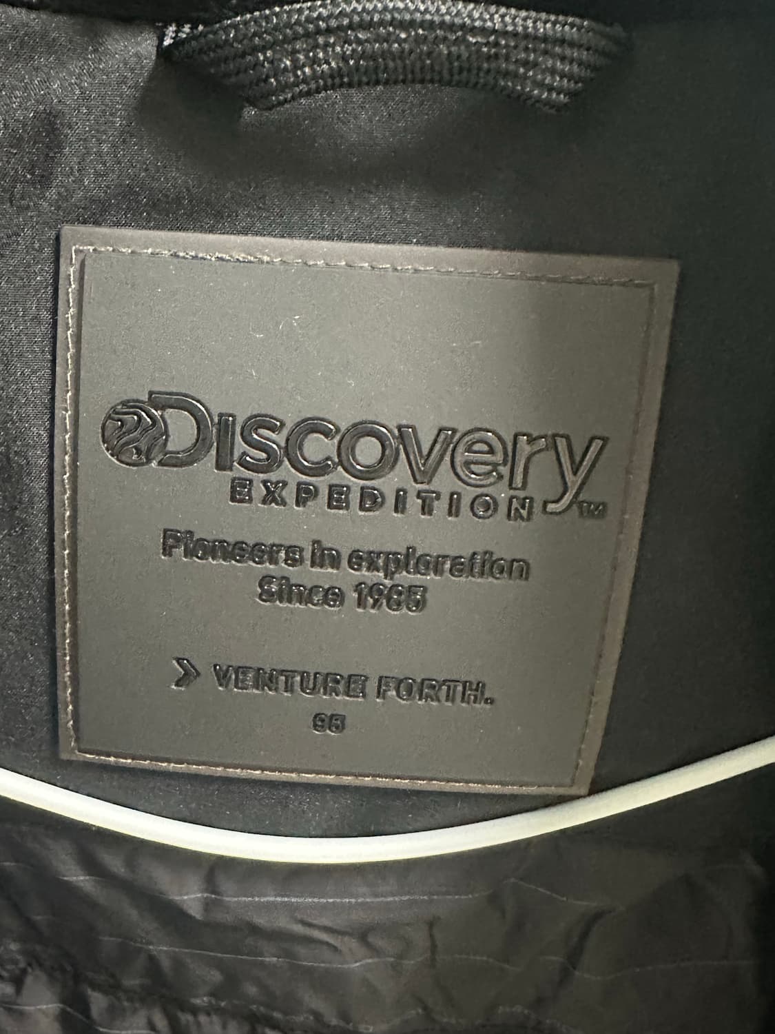 디스커버리 롱패딩 상품이미지1