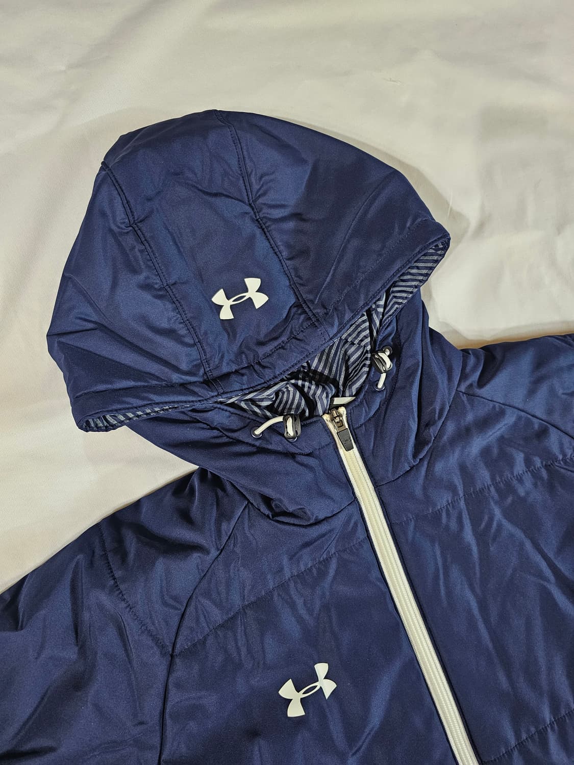 [L] (japan) 언더아머 팀 UA 트라이 스포츠 경량 패딩 자켓 상품이미지2