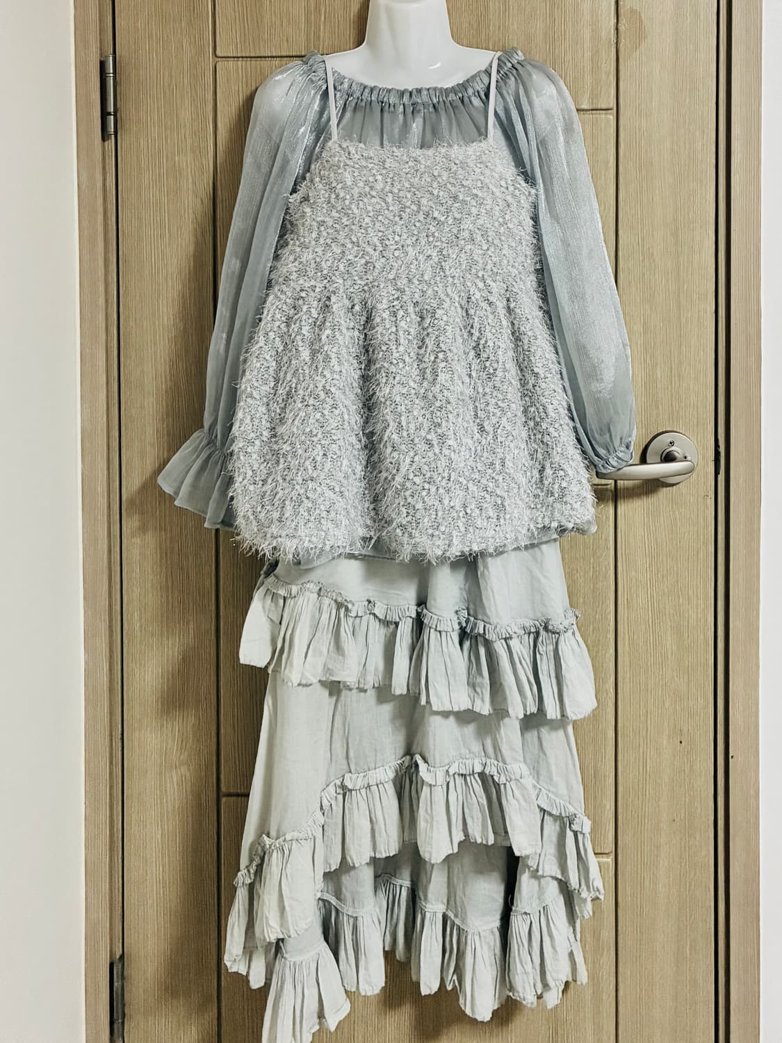 그레이 쓰리피스 세트 상품이미지1