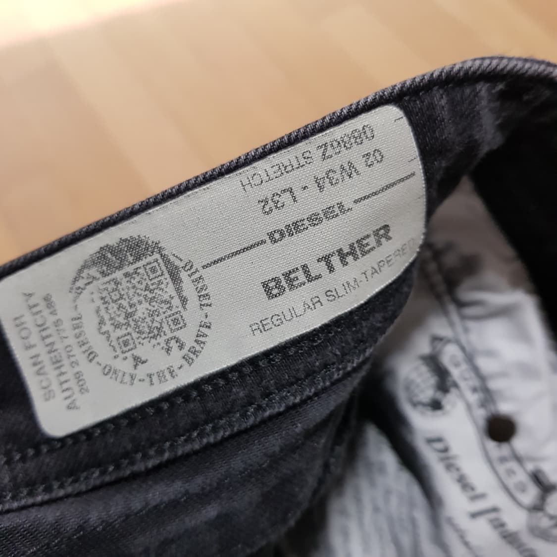 34인치 / 디젤 / BELTHER / 테이퍼드 블랙진/ 2장410 상품이미지6