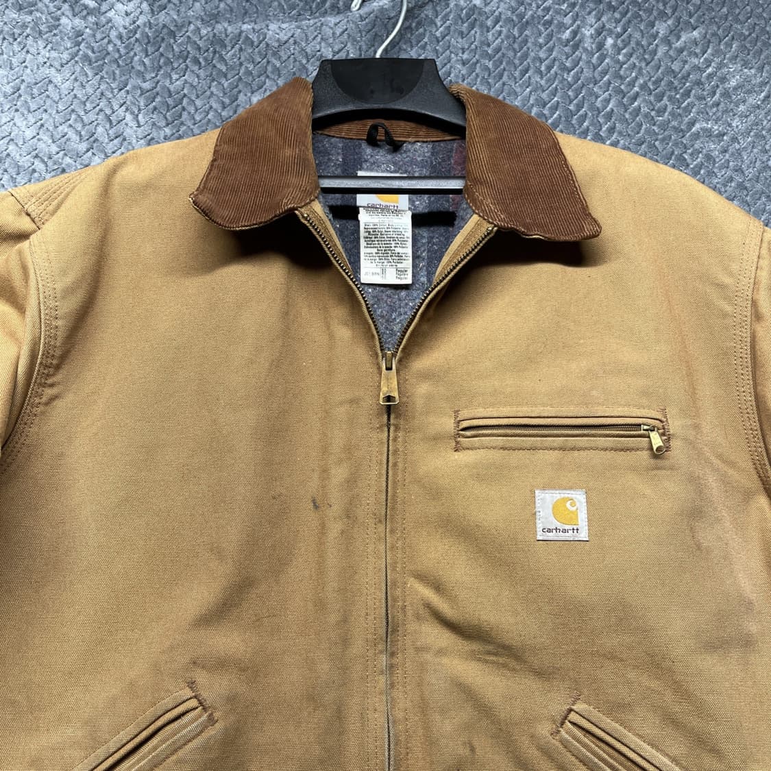 칼하트 J01 디트로이트 자켓 브라운 상품이미지2