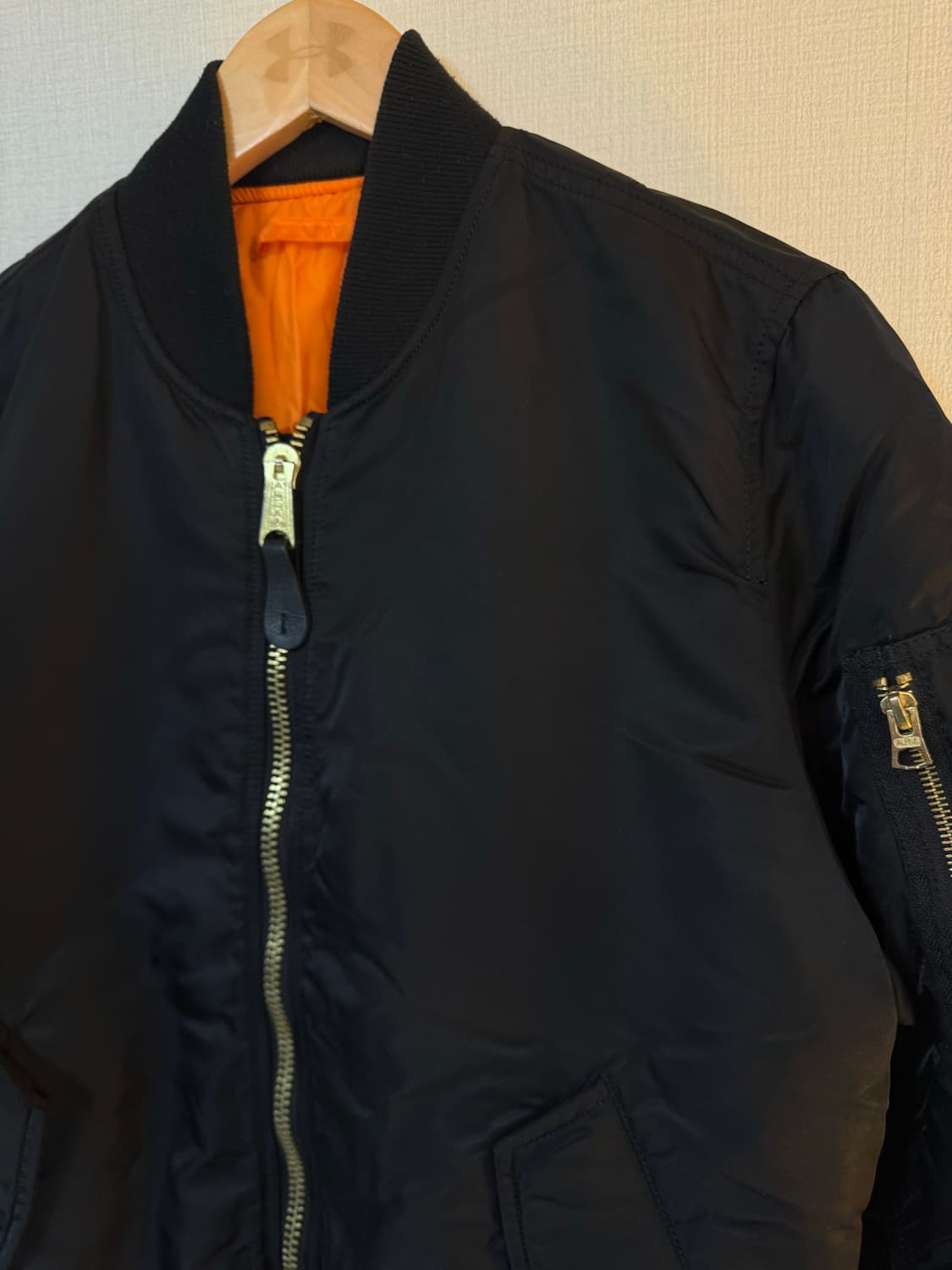 [XS]알파인더스트리 ma-1 블랙 항공점퍼 상품이미지2