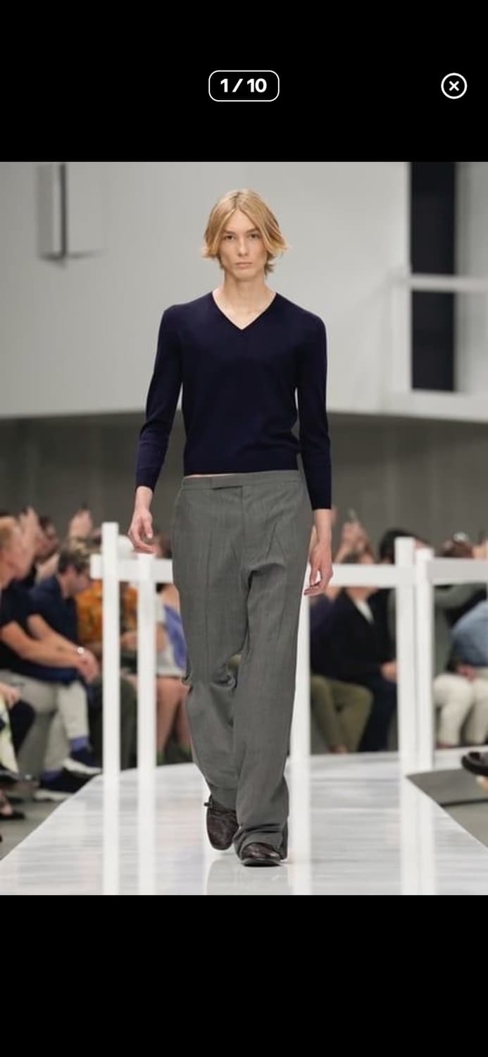 Prada 90s extra fine V-neck 상품이미지1