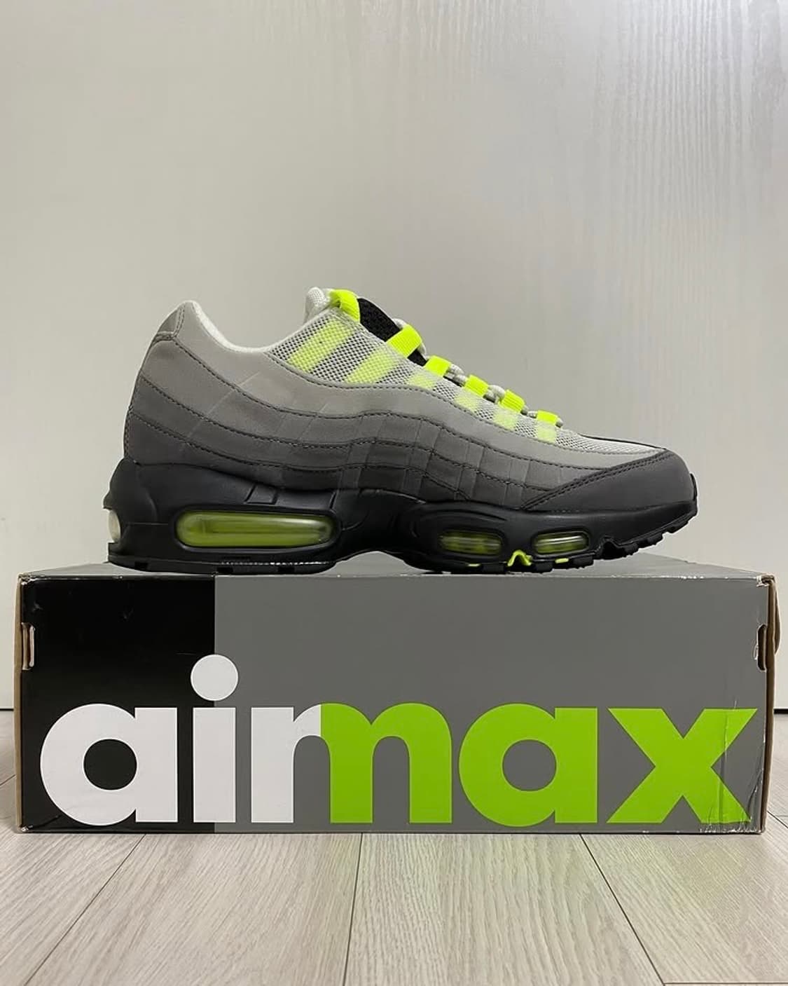 NIKE AIR MAX 95 OG NEON 상품이미지2