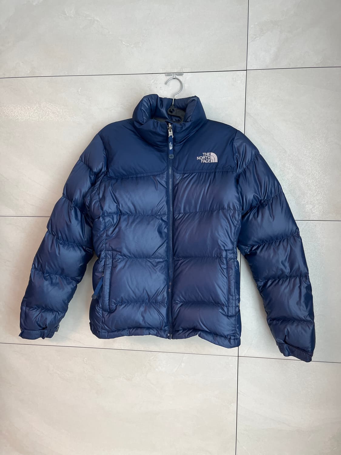 노스페이스 눕시 700 패딩 네이비/퍼플 [S] 상품이미지3