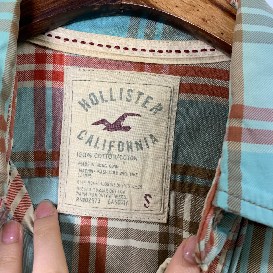 홀리스터 자수로고 포켓 체크셔츠 상품이미지5