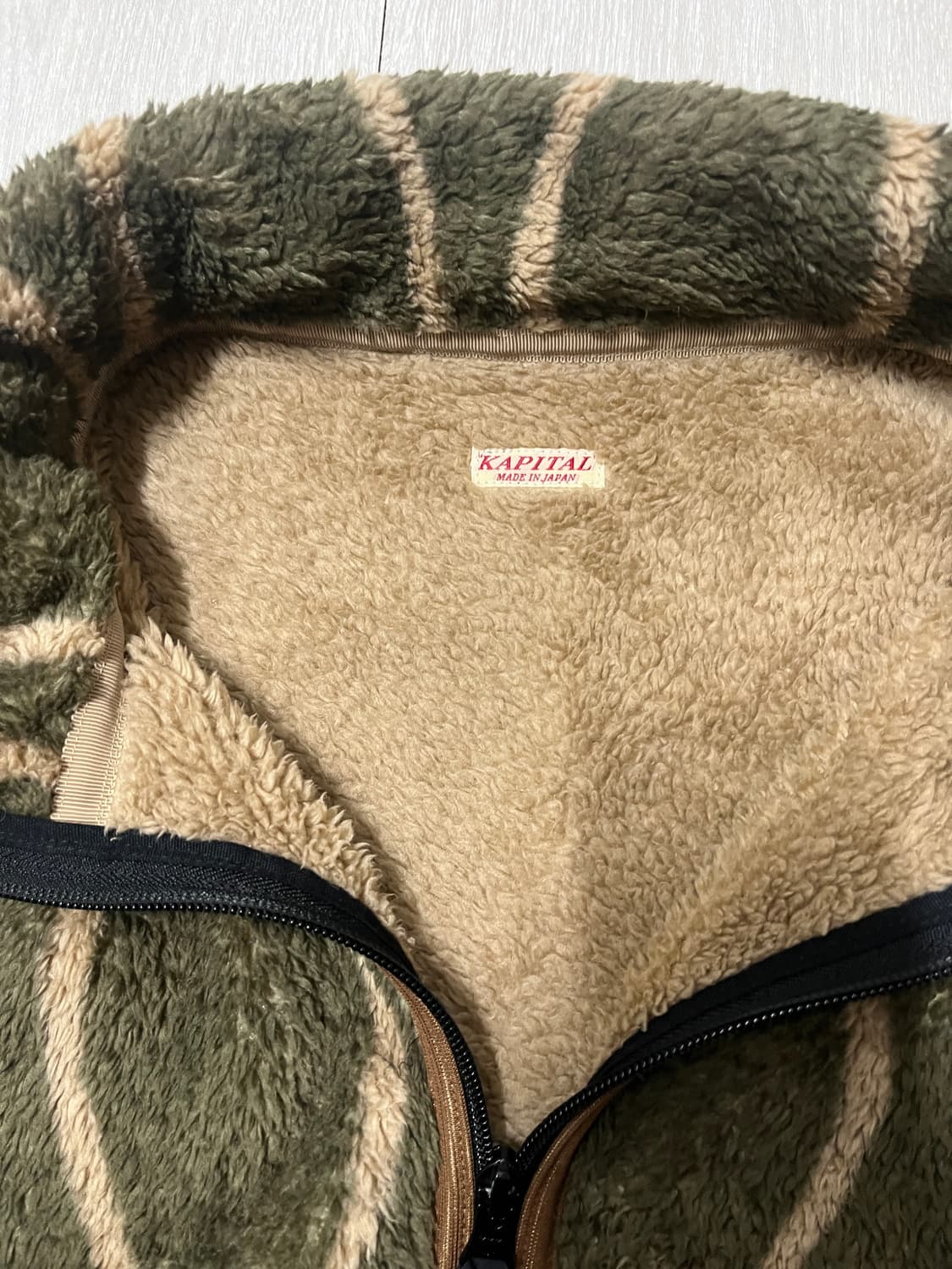 (4 사이즈)캐피탈 드렁큰 스트라이프 플리스 집 블루종 카키 상품이미지5