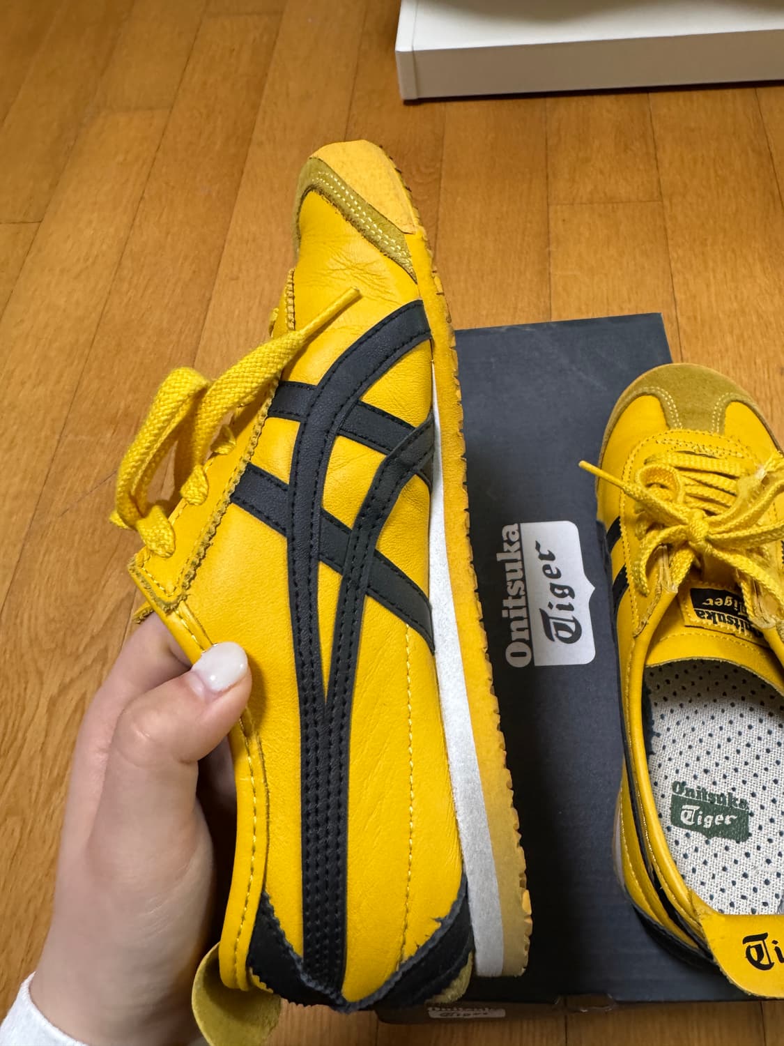 오니츠카타이거 멕시코 66 옐로우 블랙 상품이미지7