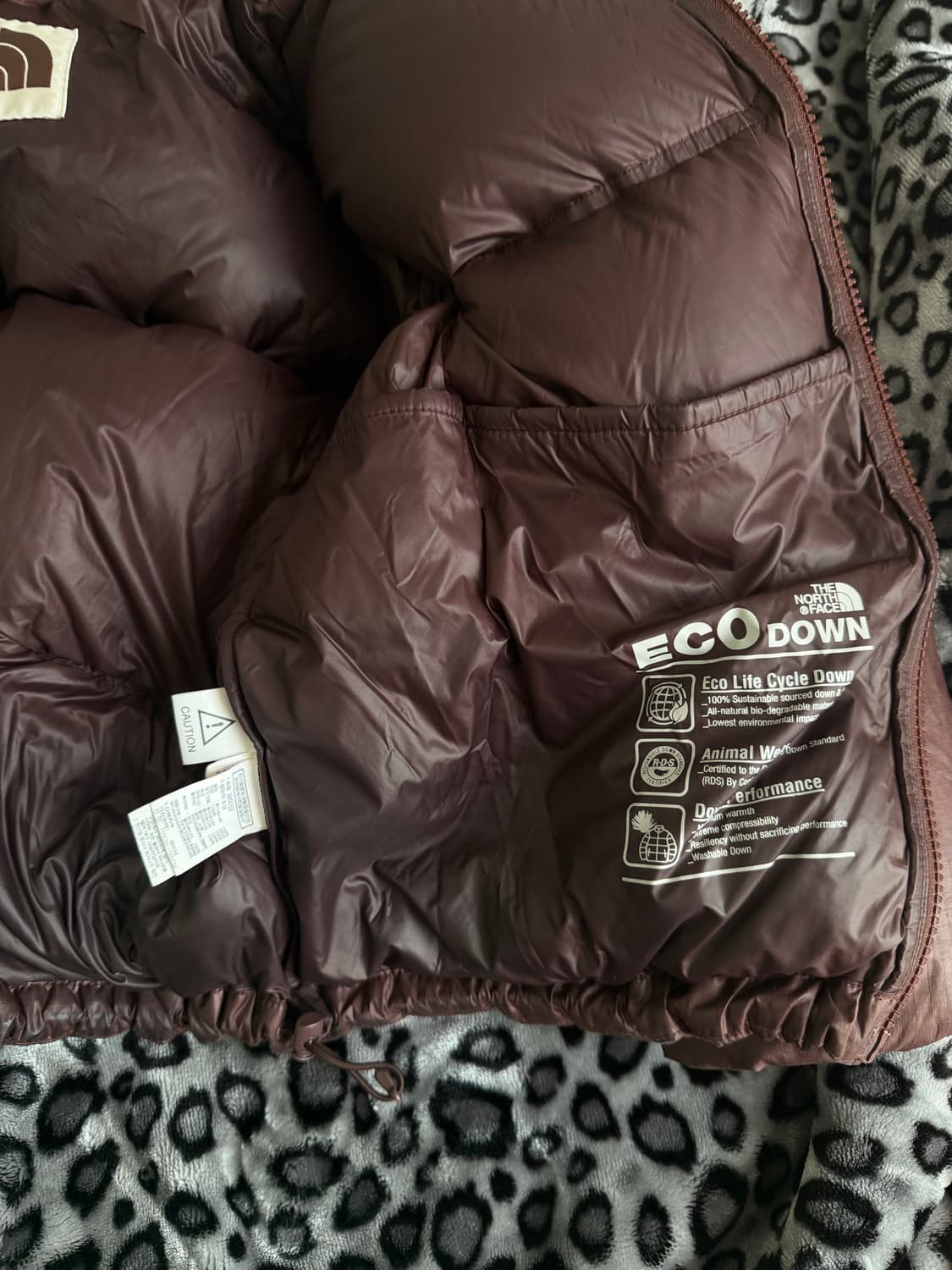 노스페이스 화이트 라벨 눕시 다운 코코아 브라운 S 상품이미지4