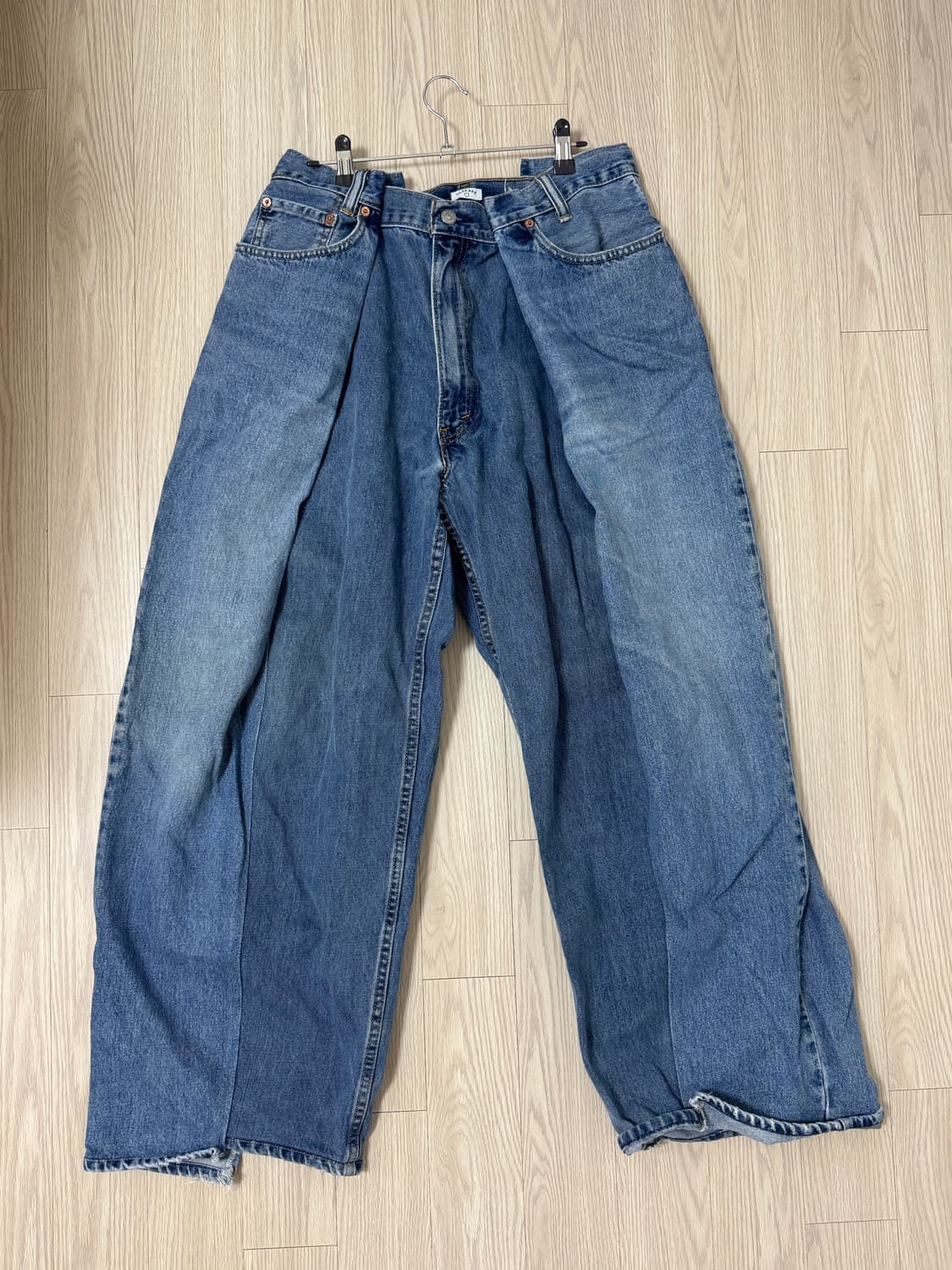 OLD PARK 올드파크 4 TUCK JEANS 4턱 진 팬츠 상품이미지1