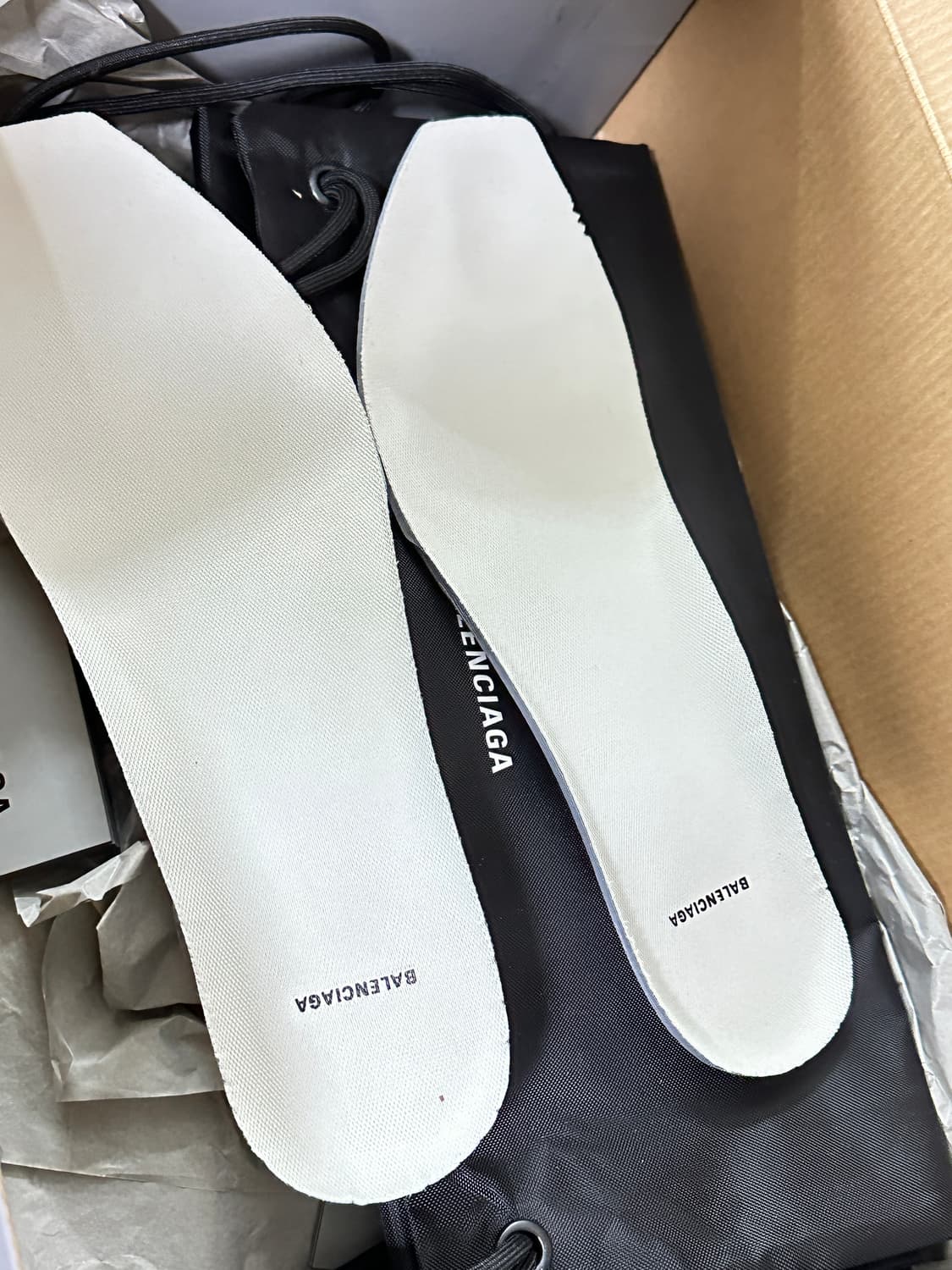 발렌시아가 3xl 레드 43 상품이미지6