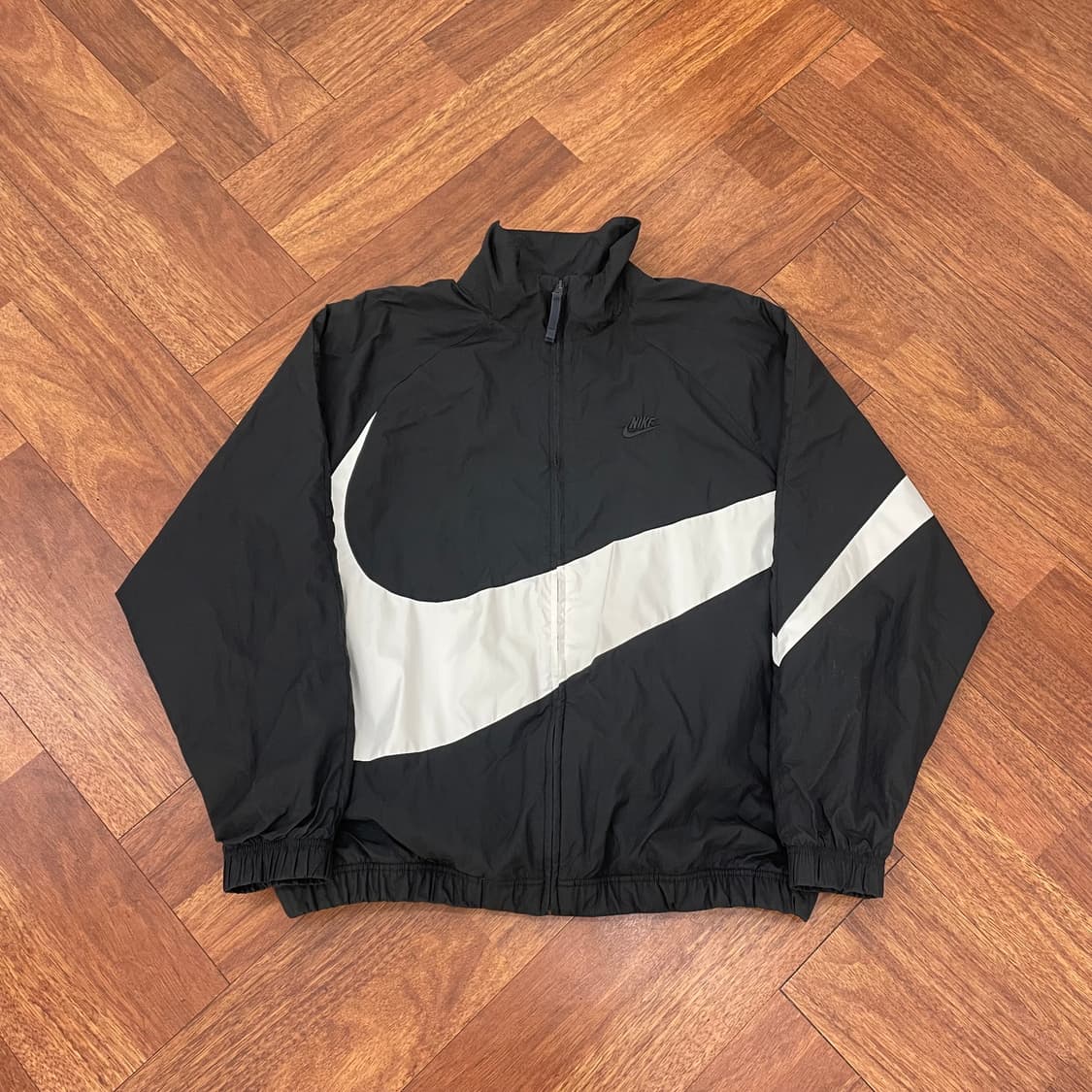 나이키 빅스우시 바람막이 상품이미지1