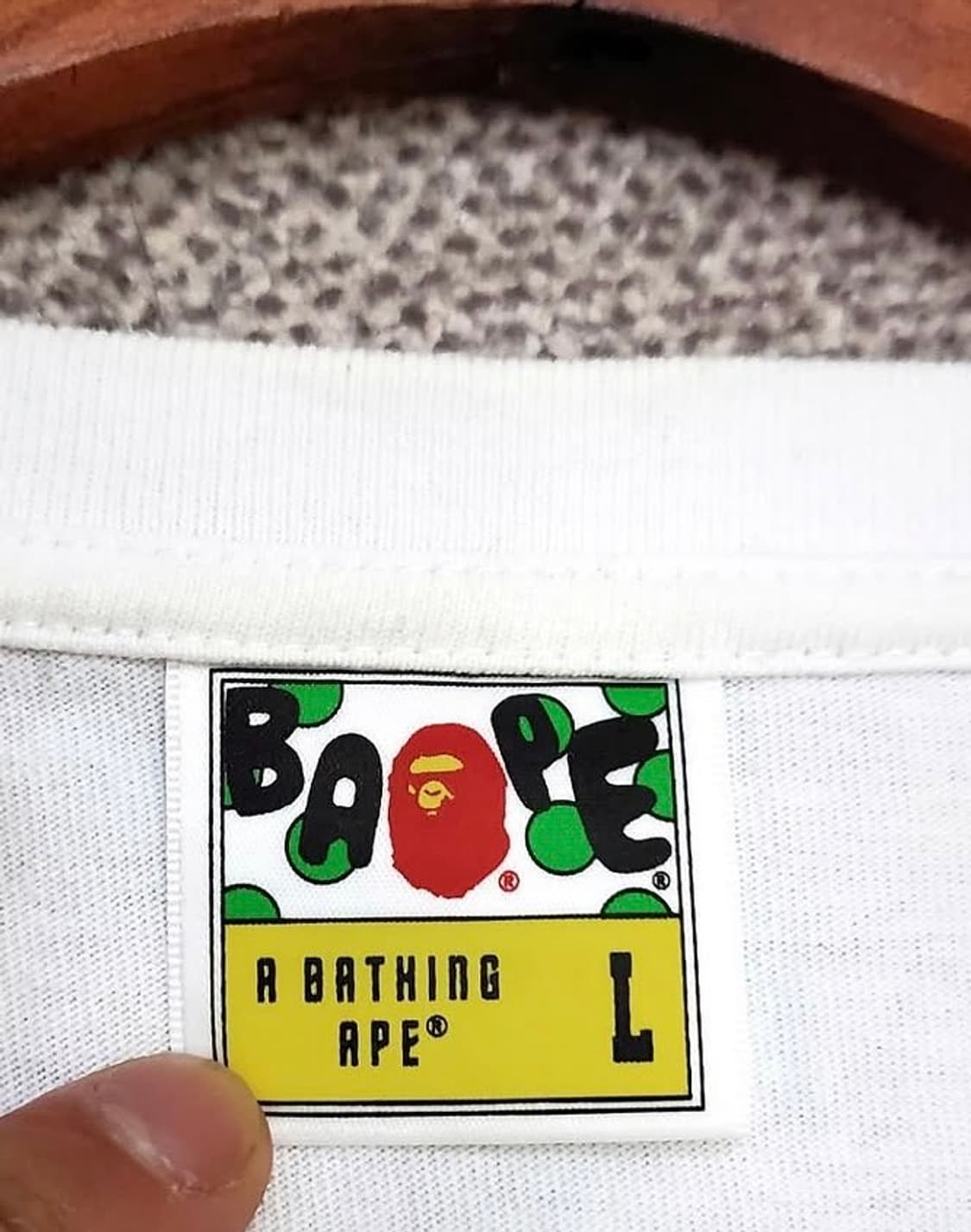 베이프 컬러 카모 바이 베이싱 에이프 티셔츠 화이트 레드 빅사루반팔 상품이미지2