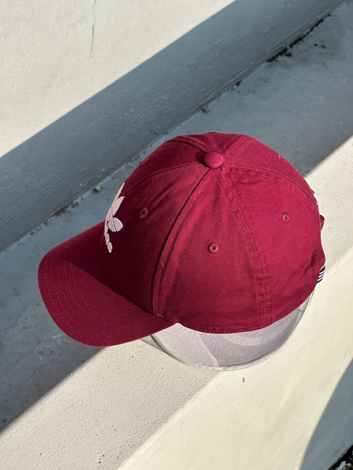 [F] 아디다스 로고 버건디 볼캡 모자 상품이미지3