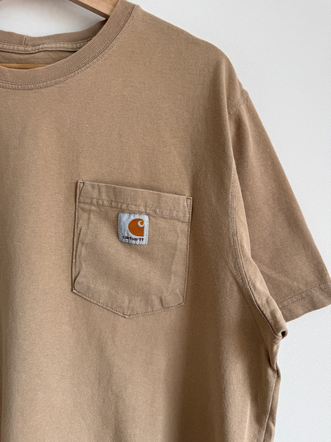 칼하트(Carhartt) 포켓 반팔 티셔츠 상품이미지3