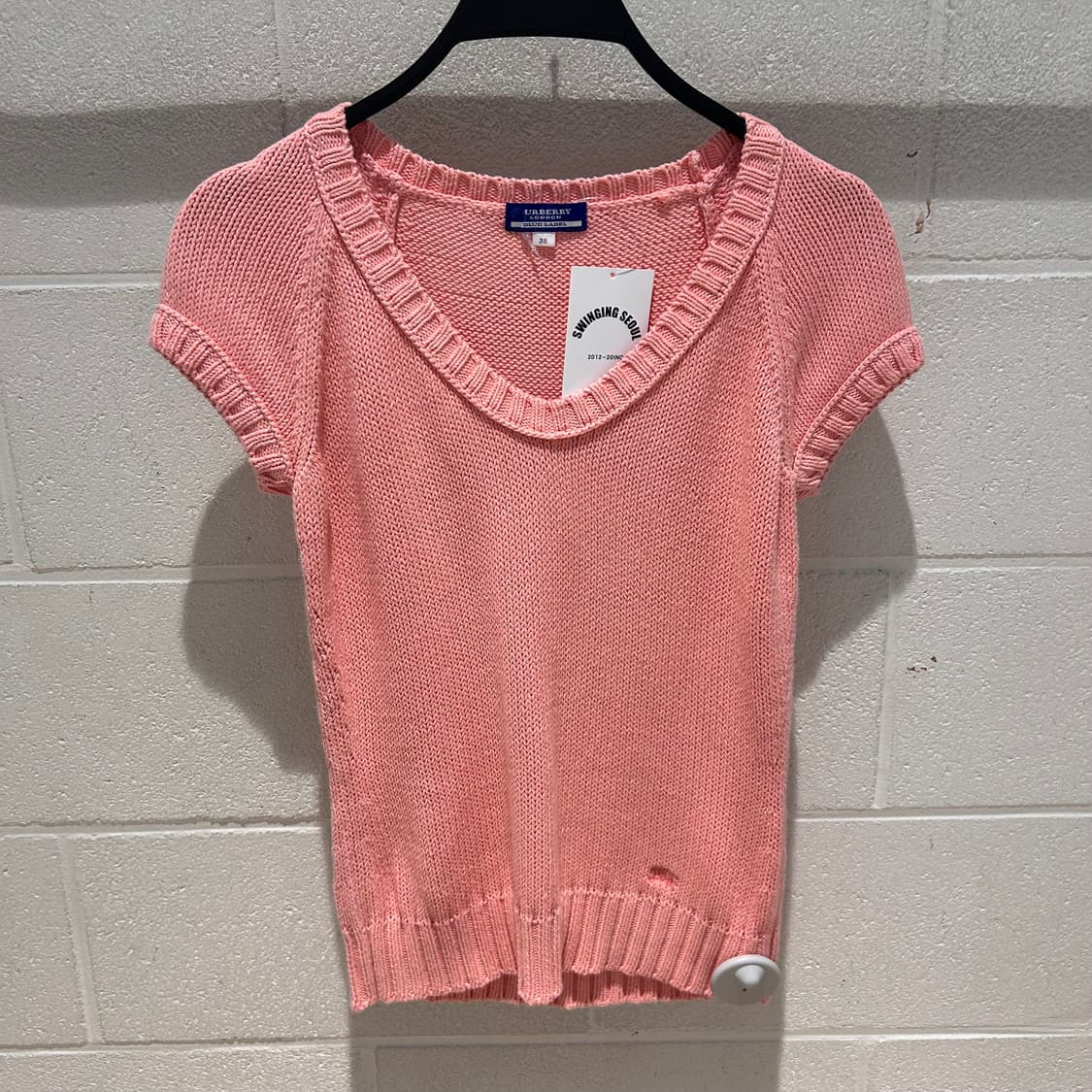 Burberry Baby Pink Knit Top 상품이미지5