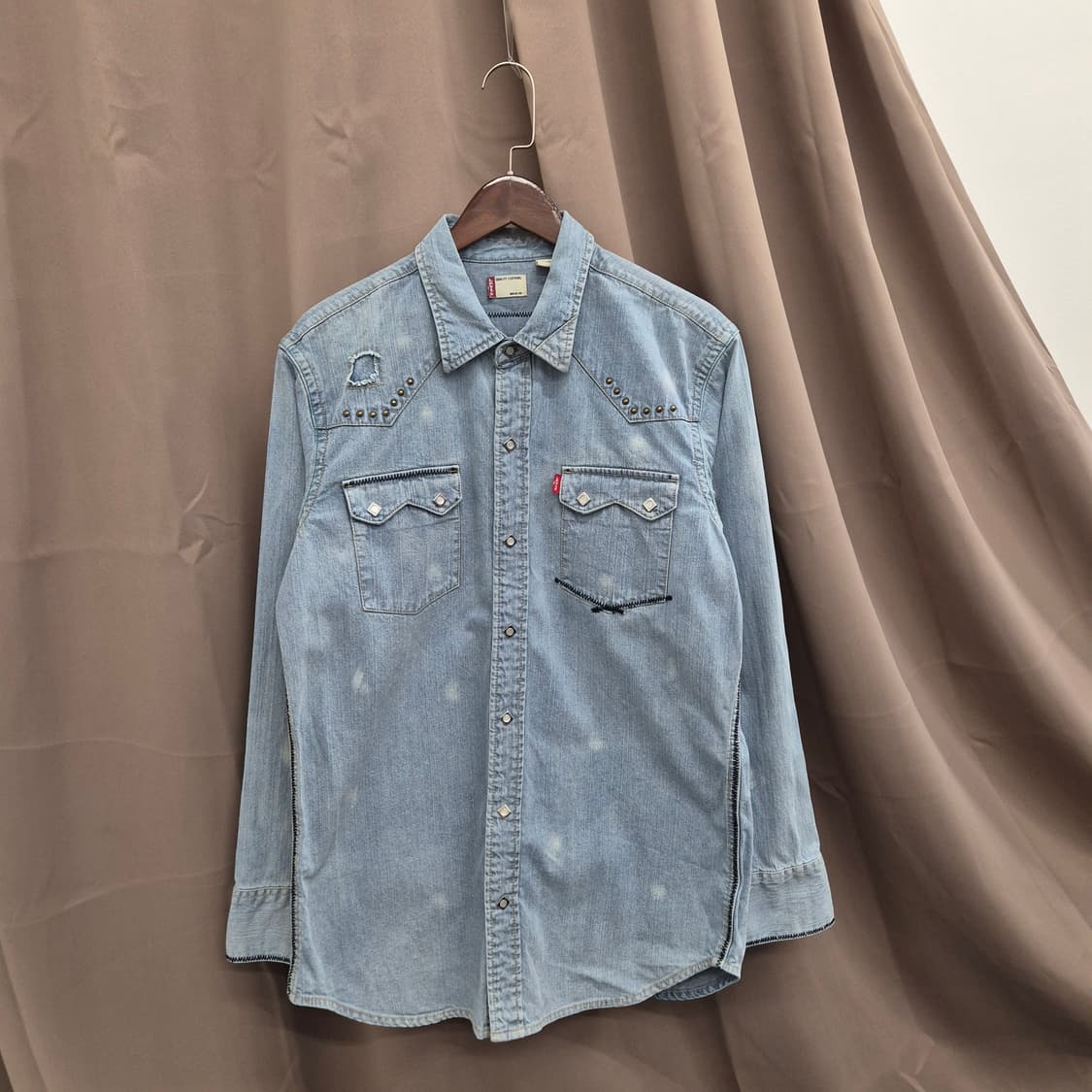 리바이스 메탈 스터드 데님 웨스턴 셔츠 XL 상품이미지1