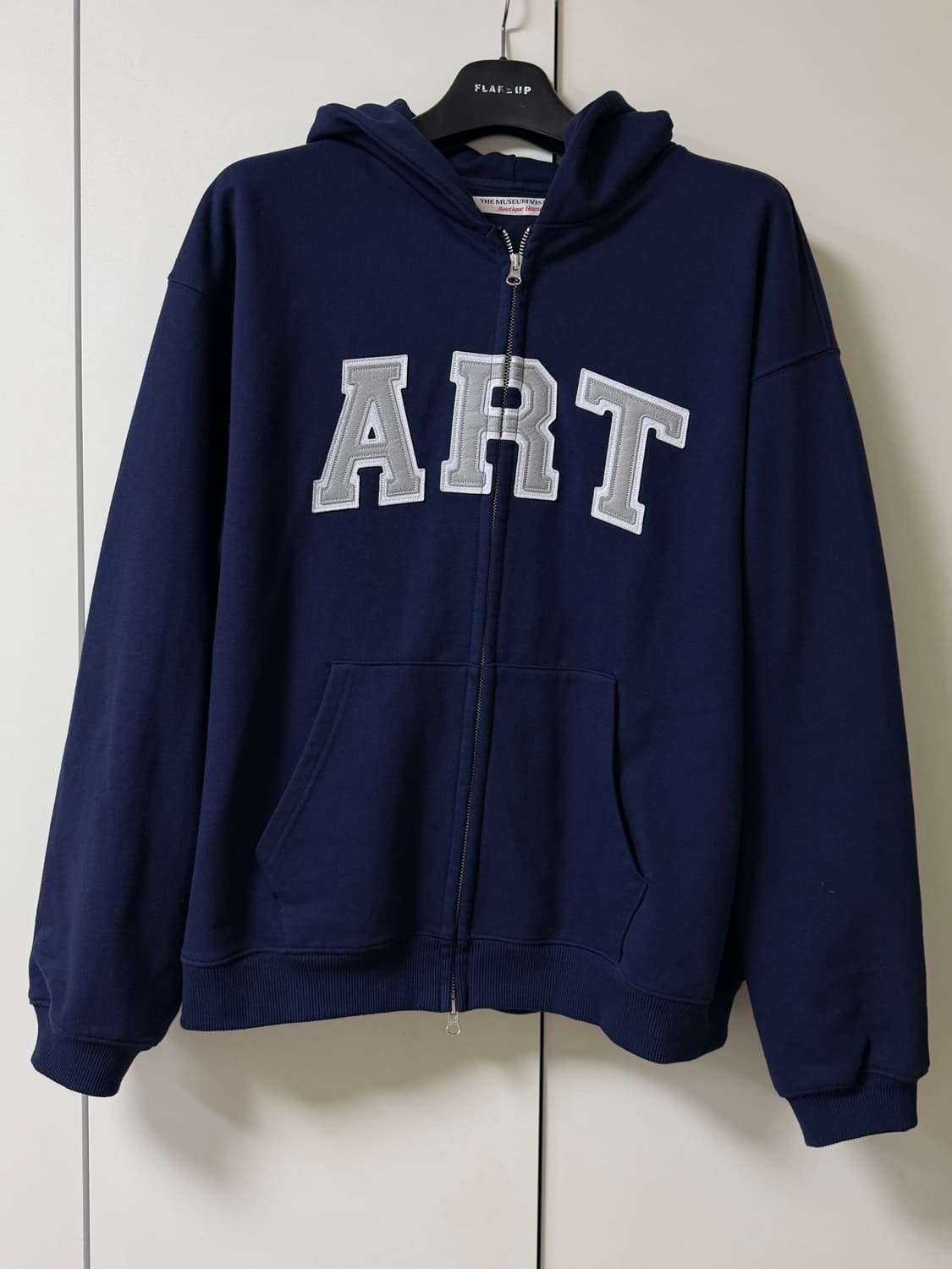 더뮤지엄비지터 ART 후드집업 네이비 상품이미지7