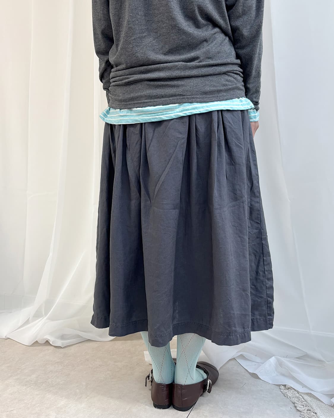 SWARM mellow grey tuck linen skirt 상품이미지2