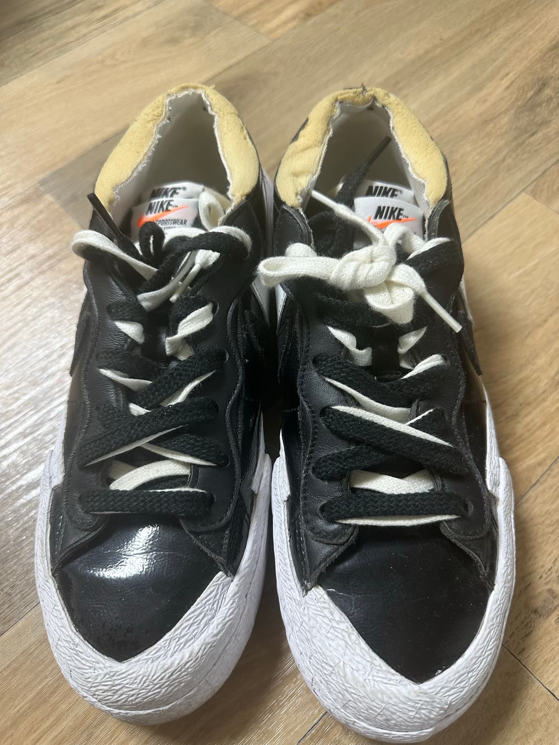 나이키 사카이 블레이저 로우 240 상품이미지1