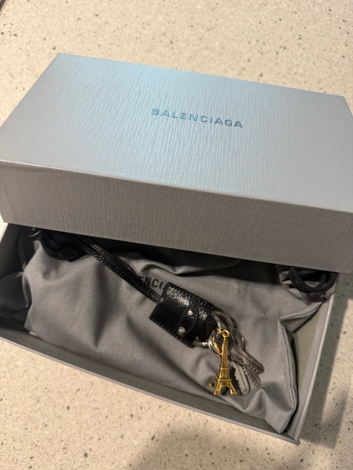 발렌시아가 르시티 참 에펠 키링 상품이미지1