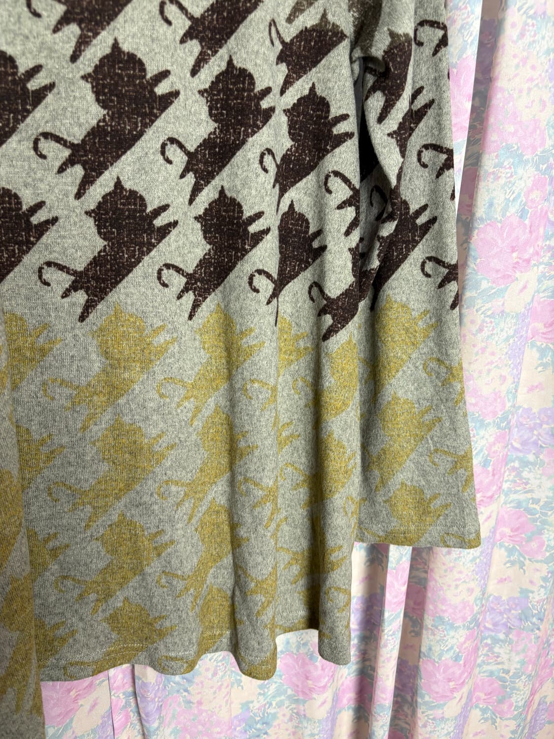 고양이 패턴 긴소매 티셔츠 상품이미지10