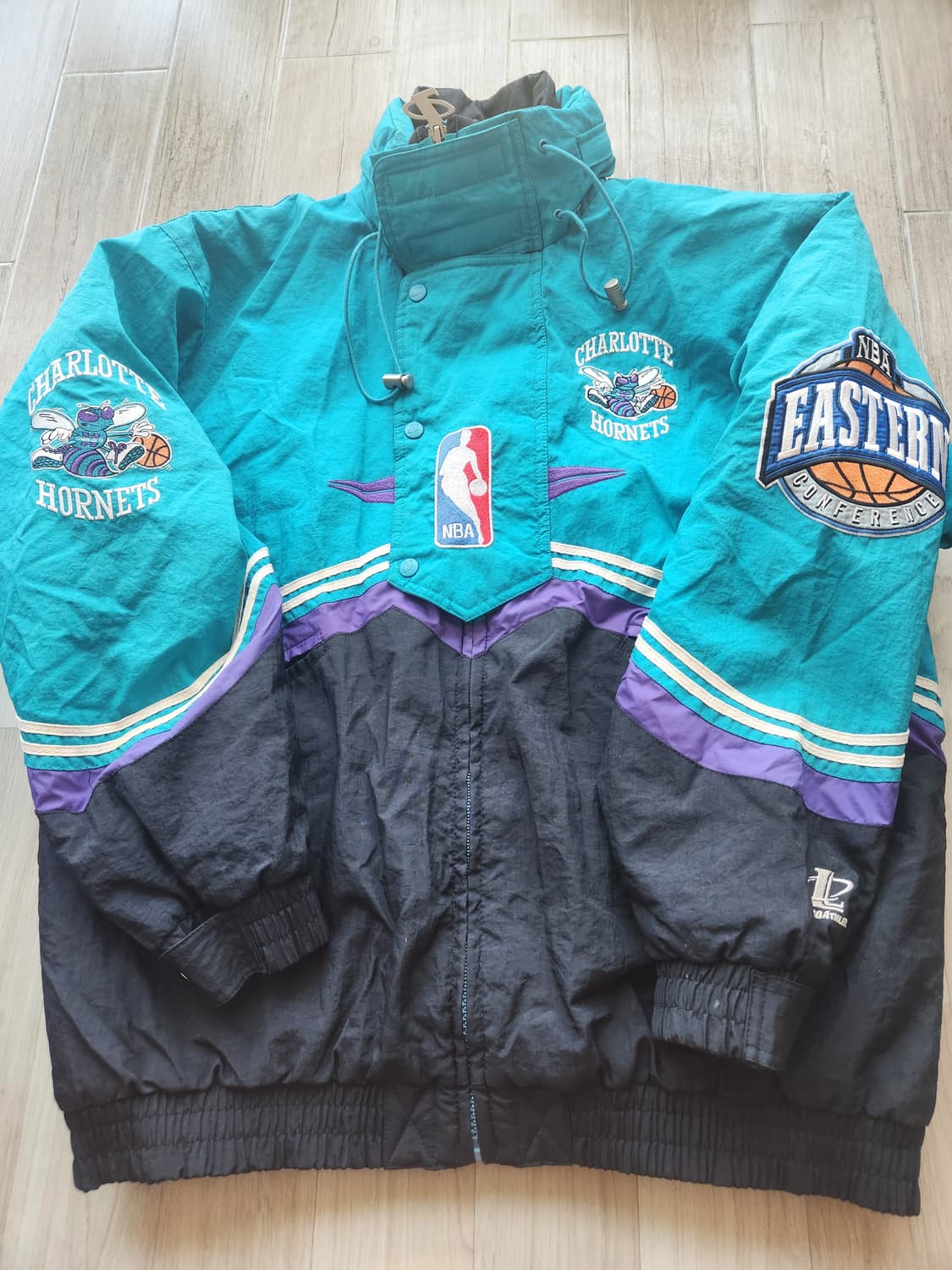 90s NBA 로고애슬레틱 샬럿 호네츠 겨울 바람막이 L 상품이미지1