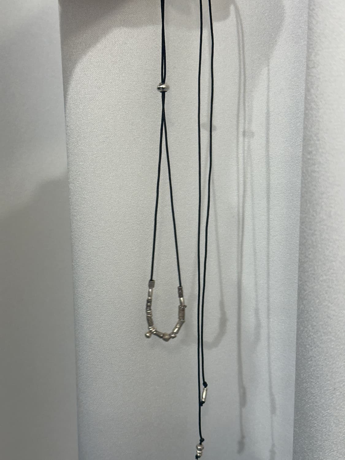 Musta karensilver mix black silk necklac 상품이미지10