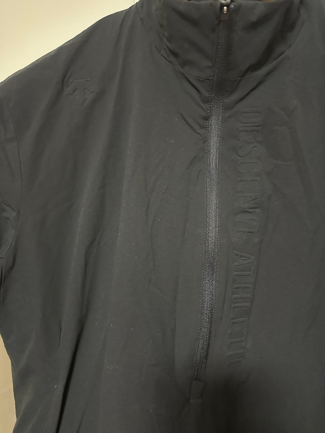 데상트 반집업 아노락 상품이미지2