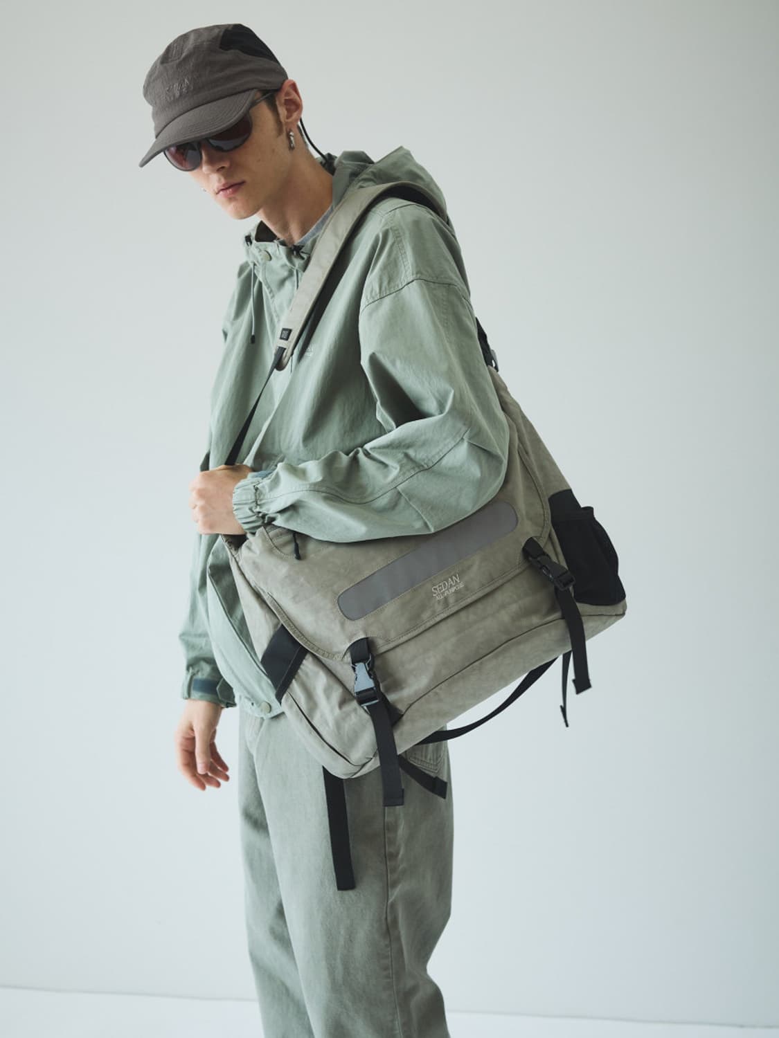 SEDAN ALL-PURPOSE 세단 올 펄퍼스 메신져백 상품이미지2