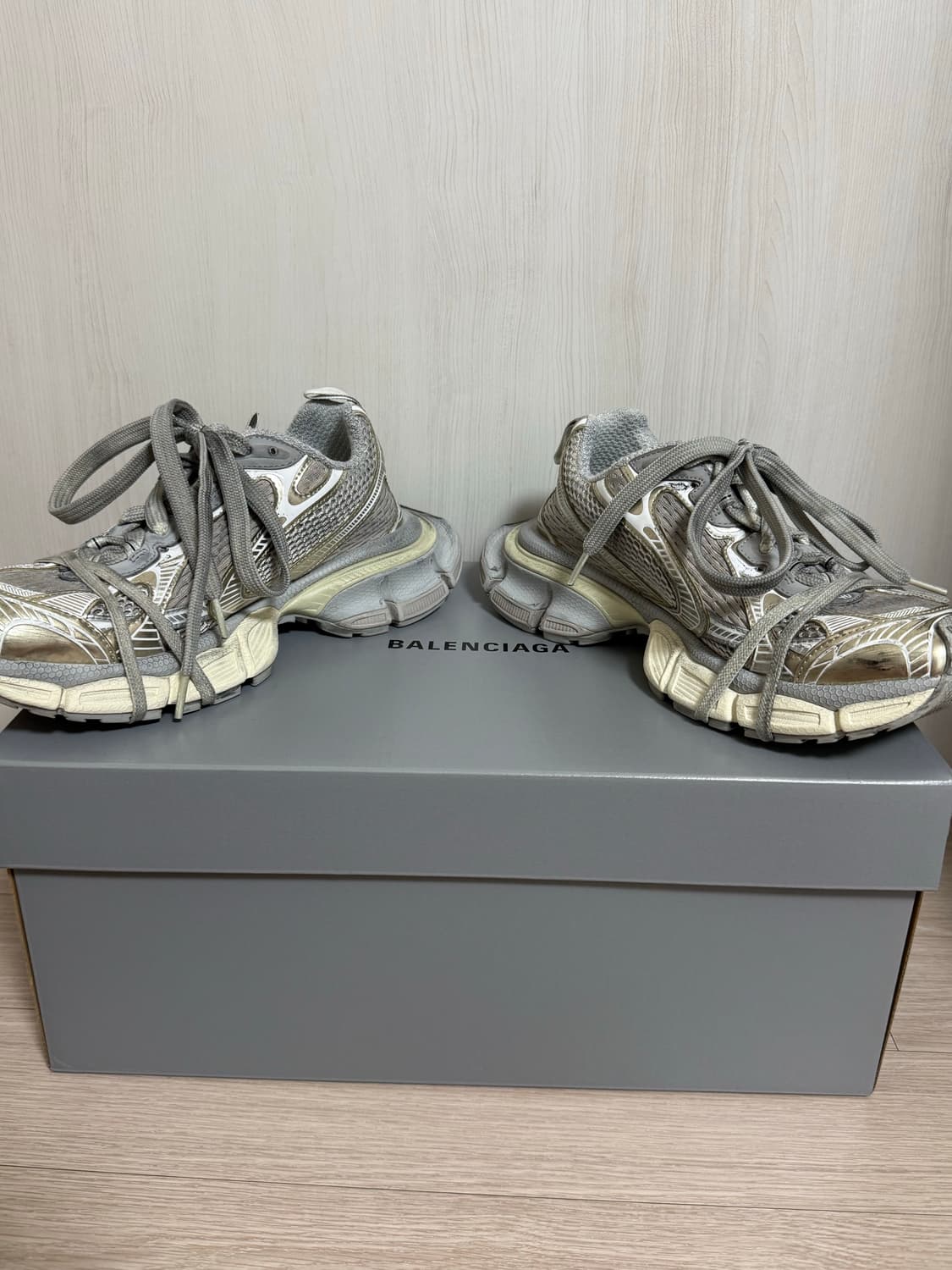 (40) 발렌시아가 3xl 에그쉘 극미중고 공홈판 상품이미지2