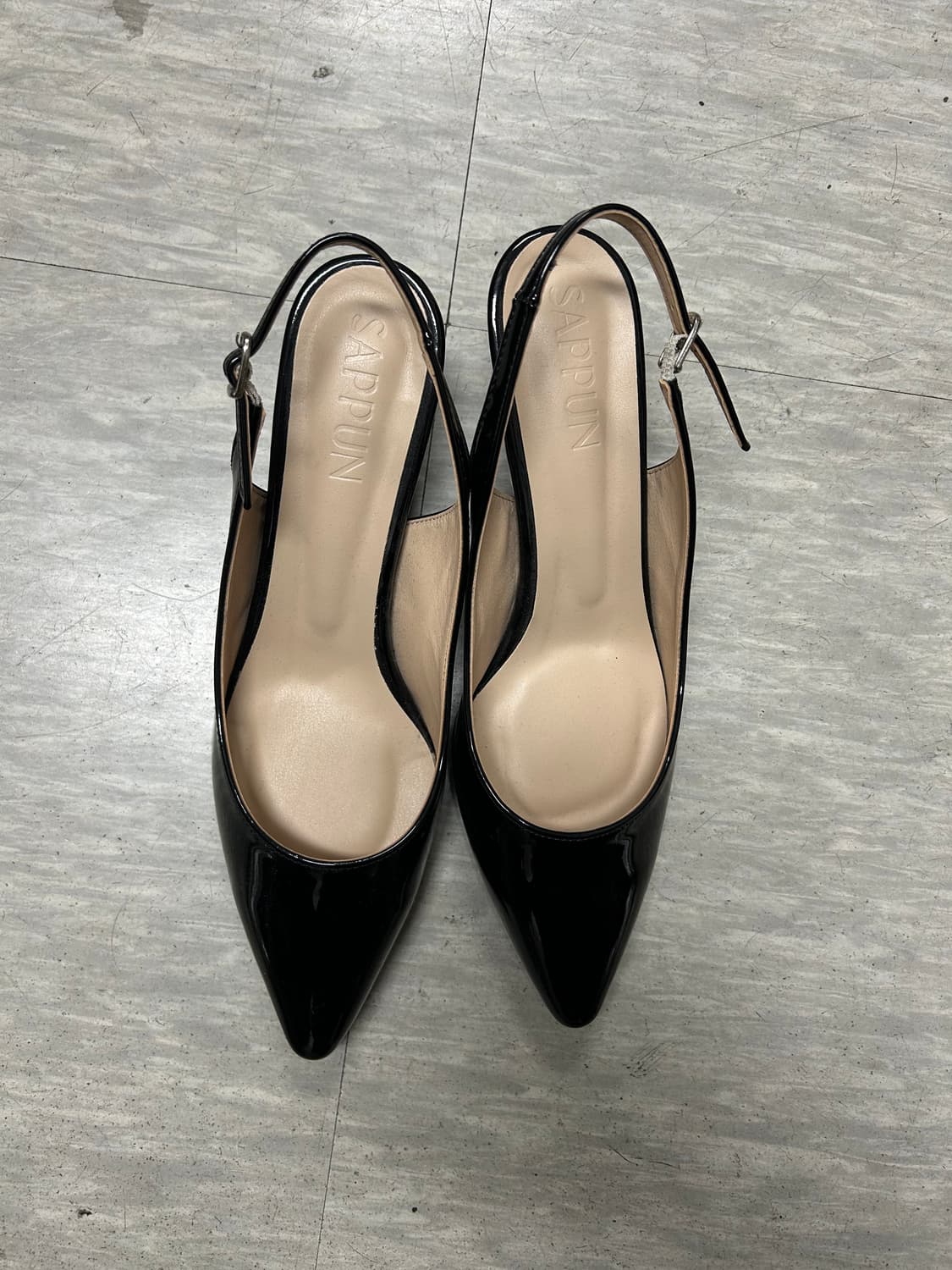 사뿐 블랙 슬링백 힐 255 상품이미지5