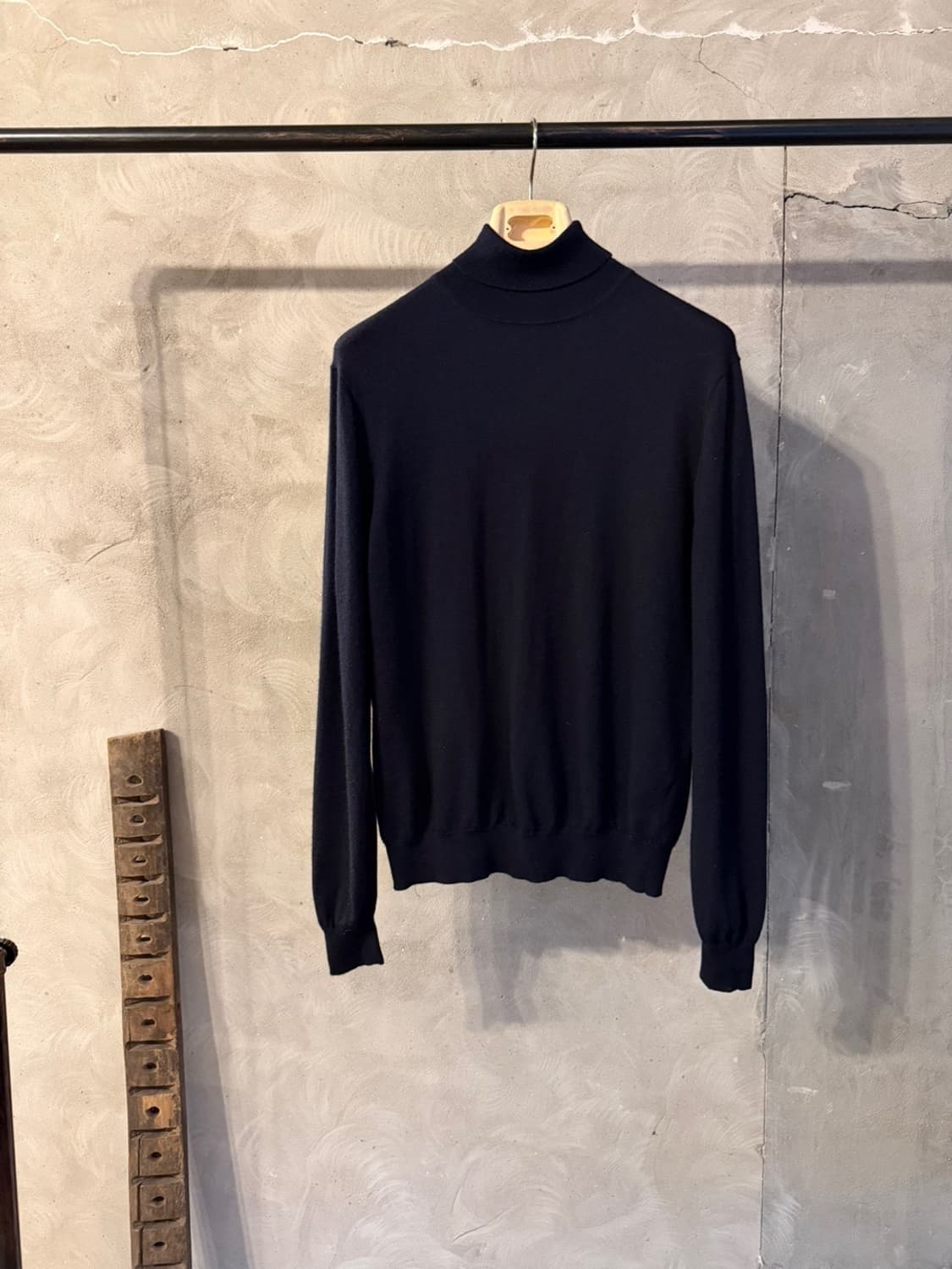 수트서플라이 터틀넥니트 남성100-103 상품이미지10