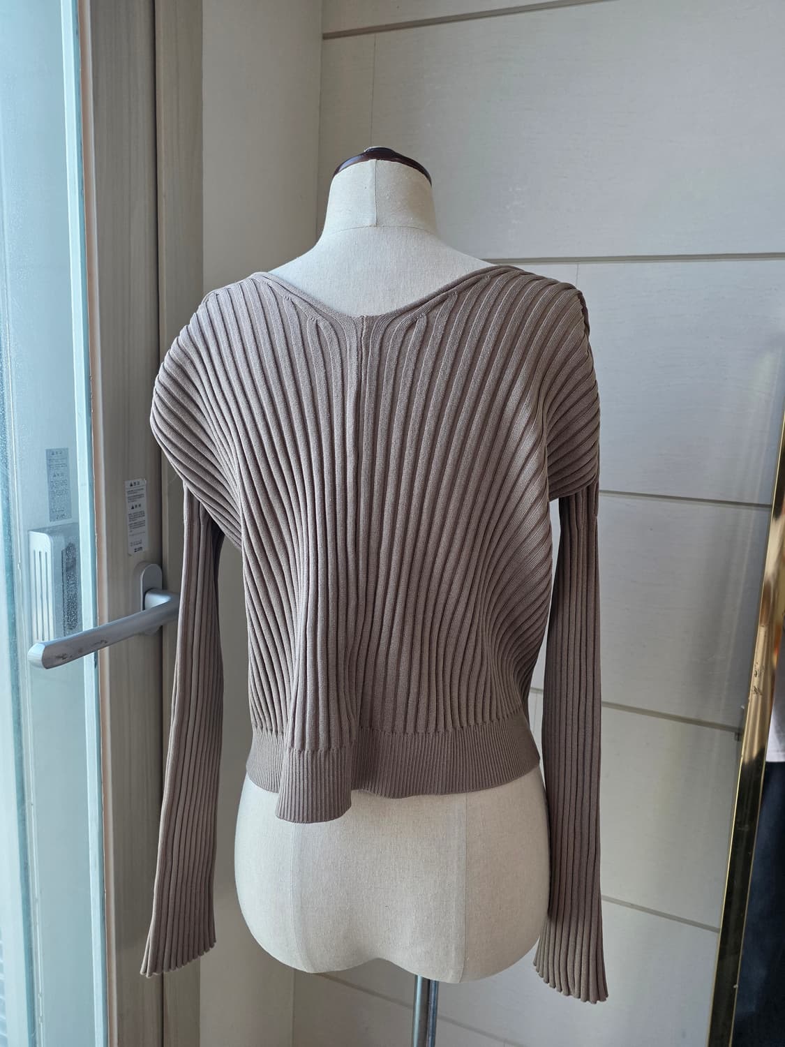 정품 자크뮈스 프랄루 가디건 상품이미지6