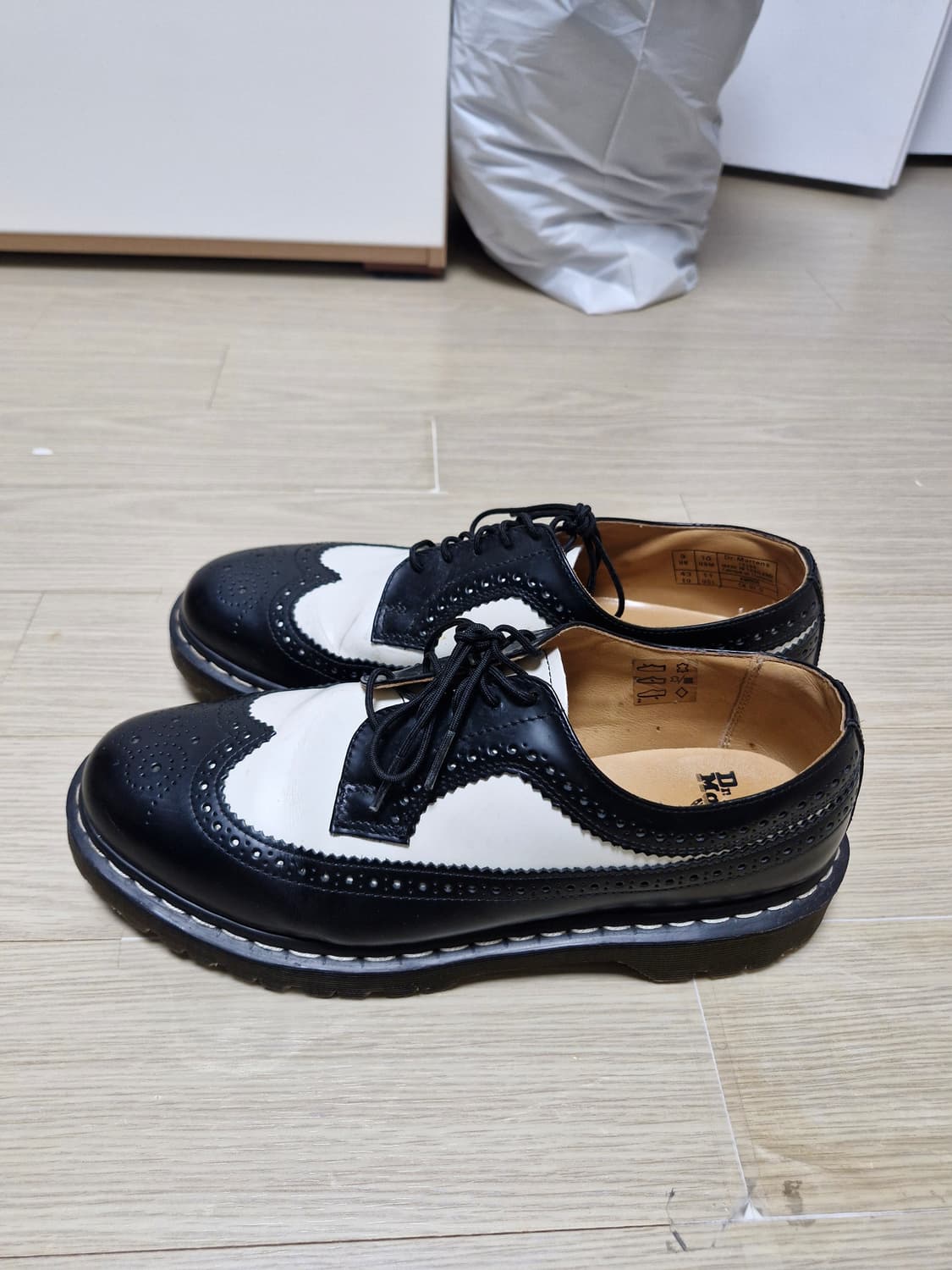 (280) 닥터마틴 3989 브로그 윙팁 미키 상품이미지1