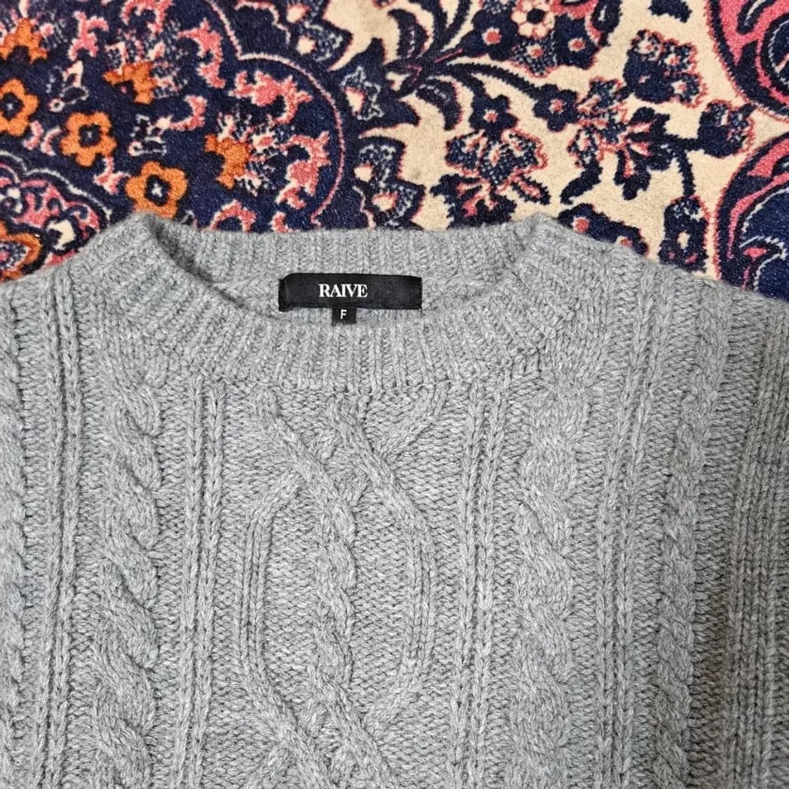 레이브(RAIVE) 22fw 크롭 상품이미지3