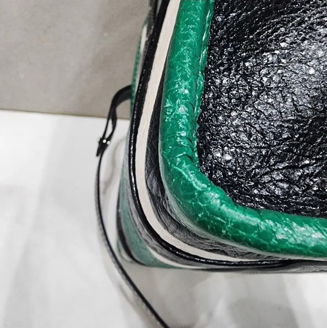 발렌시아가 바자 토트백 상품이미지6